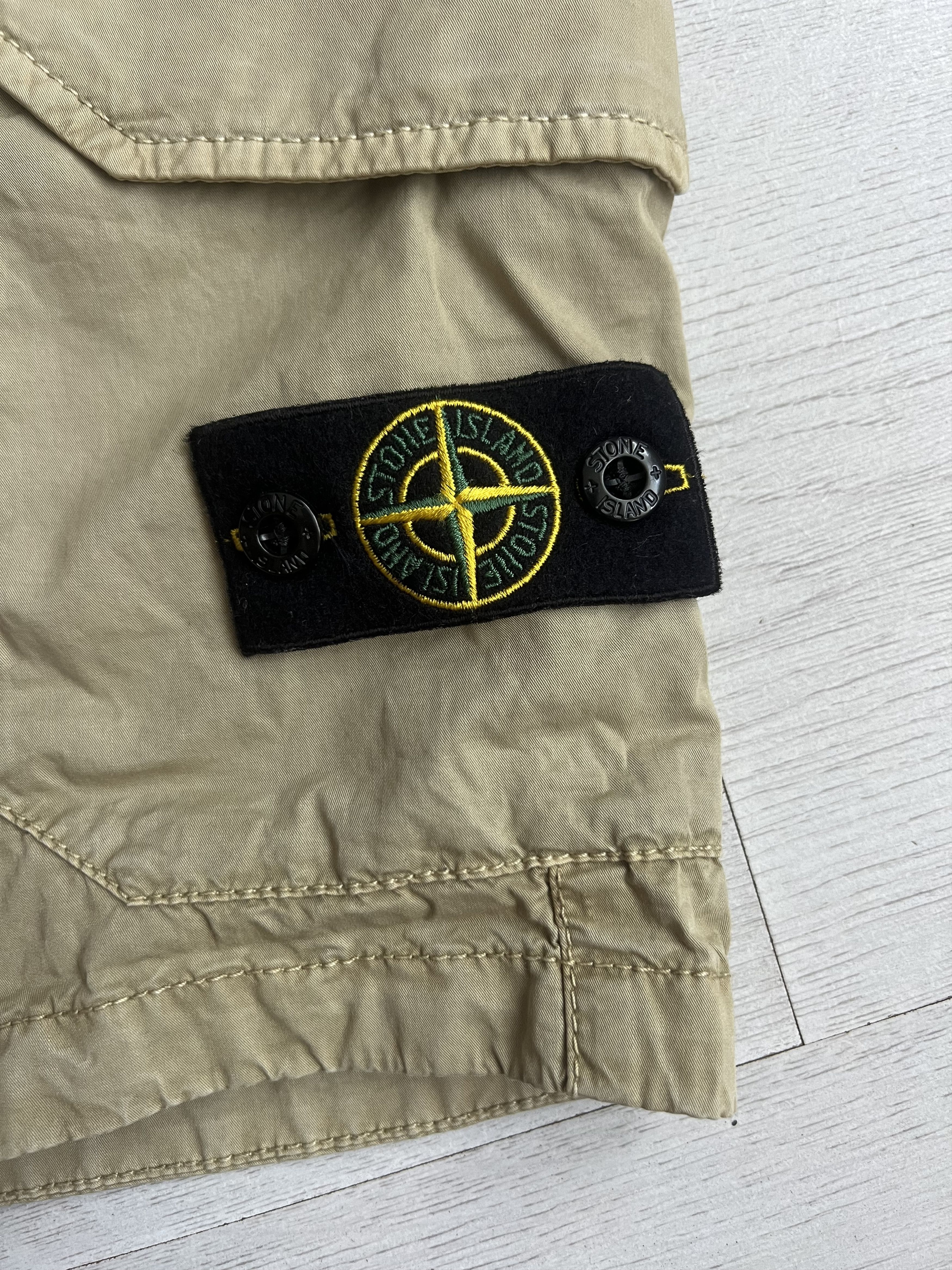 Stone Island Stone Island Cargo Shorts Size US 27 - 3 Thumbnail