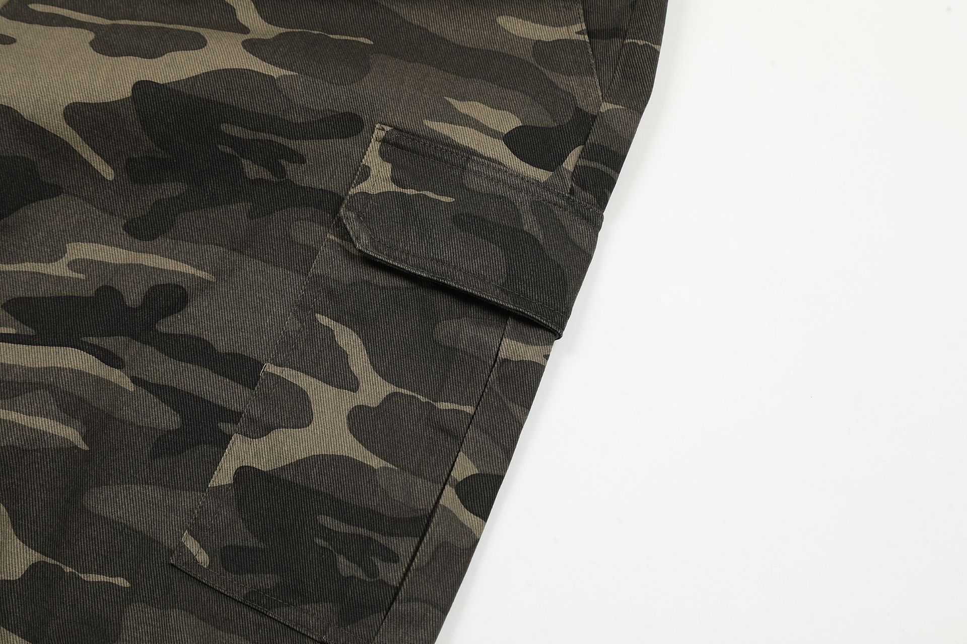 Japanese Brand × Jean American pocket camouflage drawstring casual cargo trousers Size US 32 / EU 48 - 6 Thumbnail
