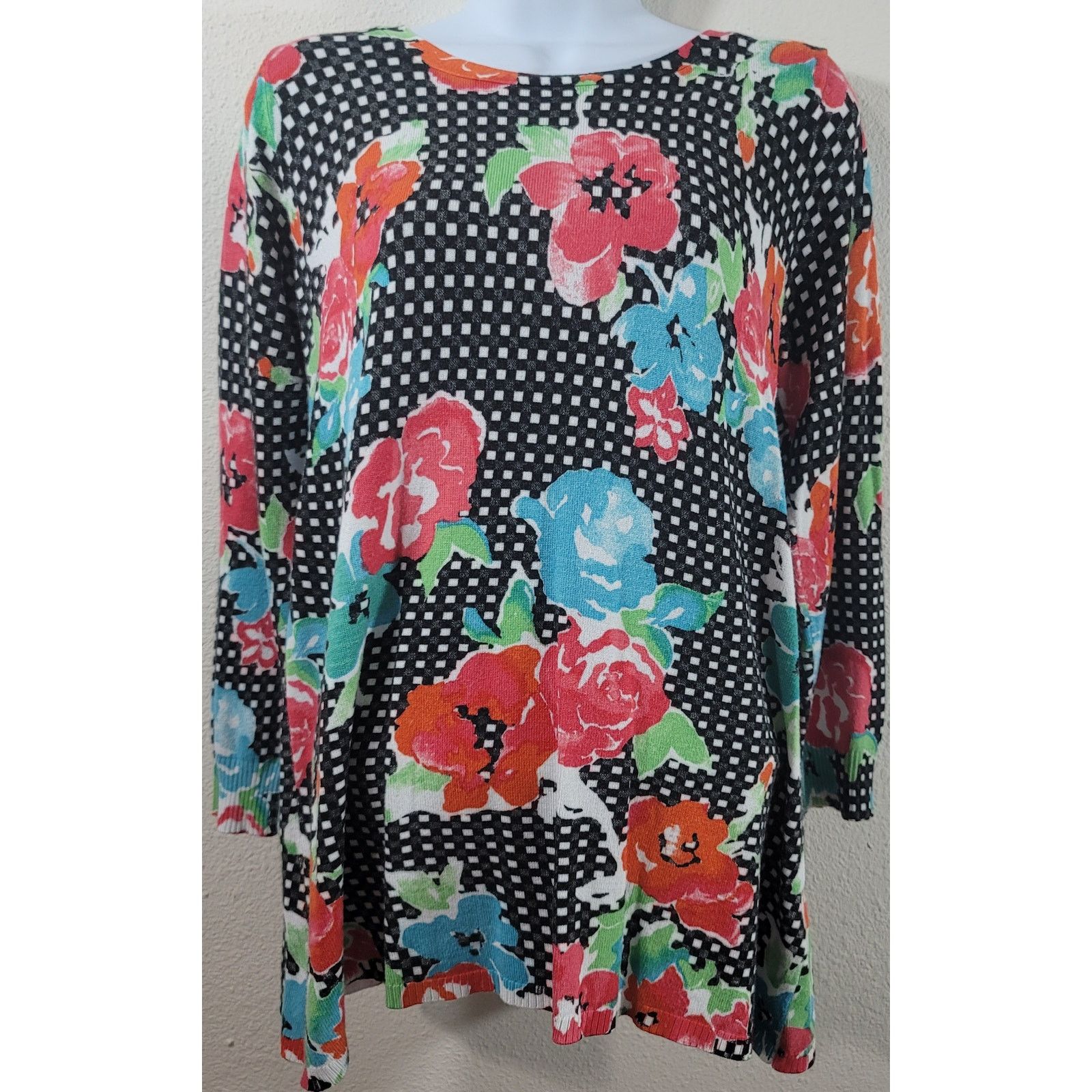 Other Joseph A Qu'est ce Que c'est Black Check Red Floral Top S Size S / US 4 / IT 40 - 1 Thumbnail