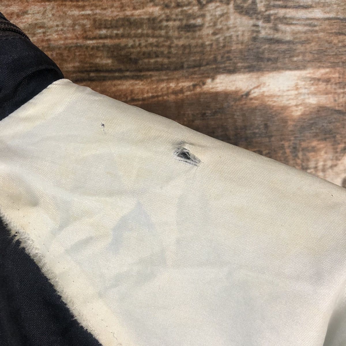 Canterbury of New Zealand D Canterbury Of New Zealand ripped distressed Jacket #A1974 Size US L / EU 52-54 / 3 - 17 Thumbnail