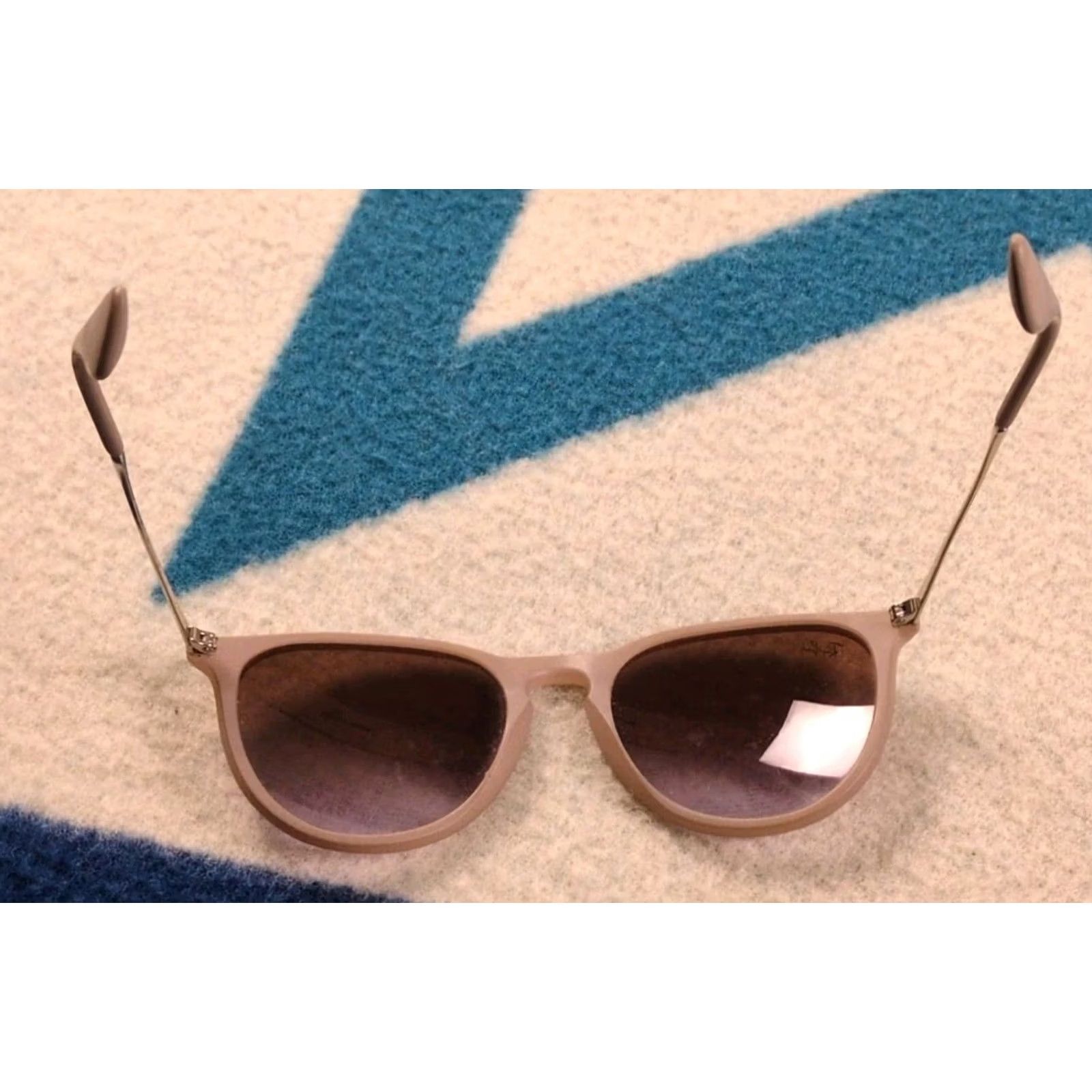 Vintage Ray-Ban Erika Sunglasses Pink Purple Lavender Frames Only Size ONE SIZE - 3 Thumbnail