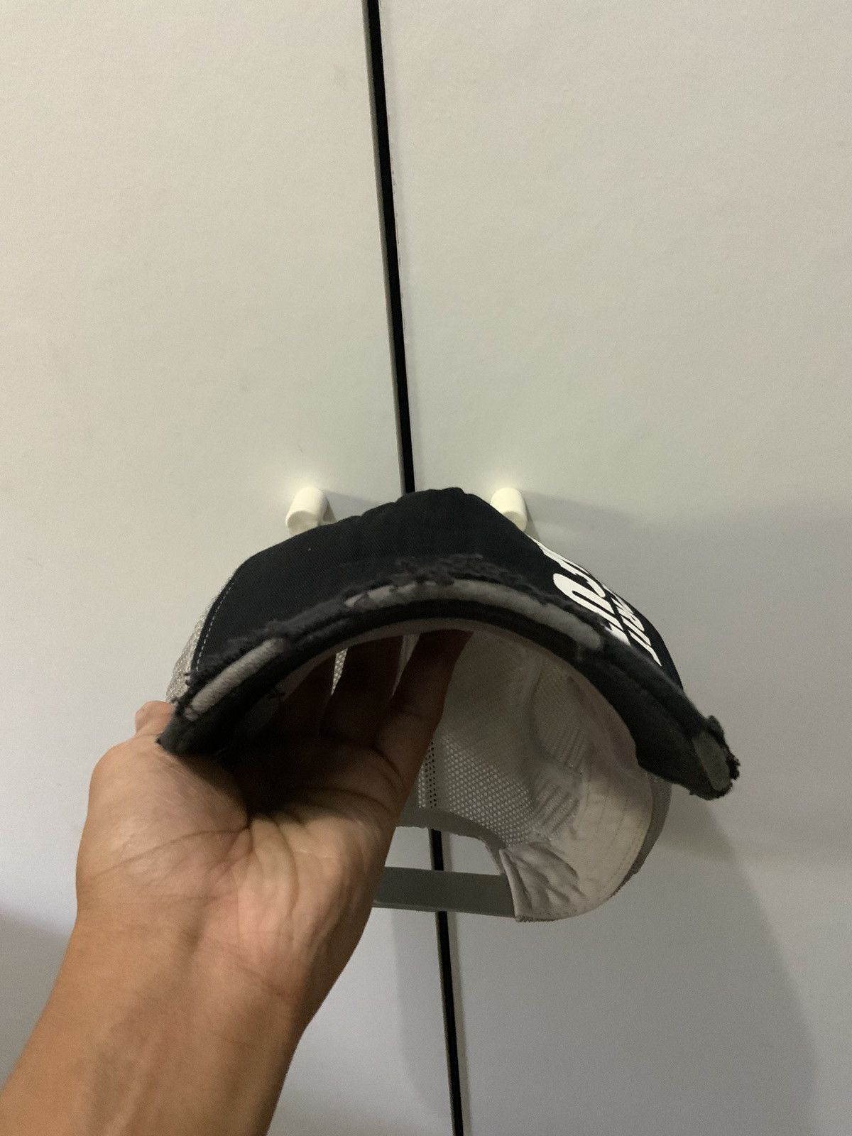 Japanese Brand L’espirit Club Dufitsal Distressed Archive Black Trucker Hat Size ONE SIZE - 11 Thumbnail