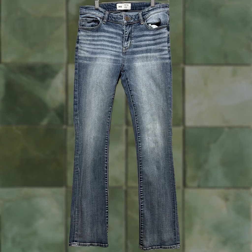 BKE BKE Payton Universal Fit Mid Rise Tailor Bootcut Jeans Men 27 Blue Regular Cotton Denim 5-Pocket Machine Washable Vintage: No Size US 27 - 1 Thumbnail