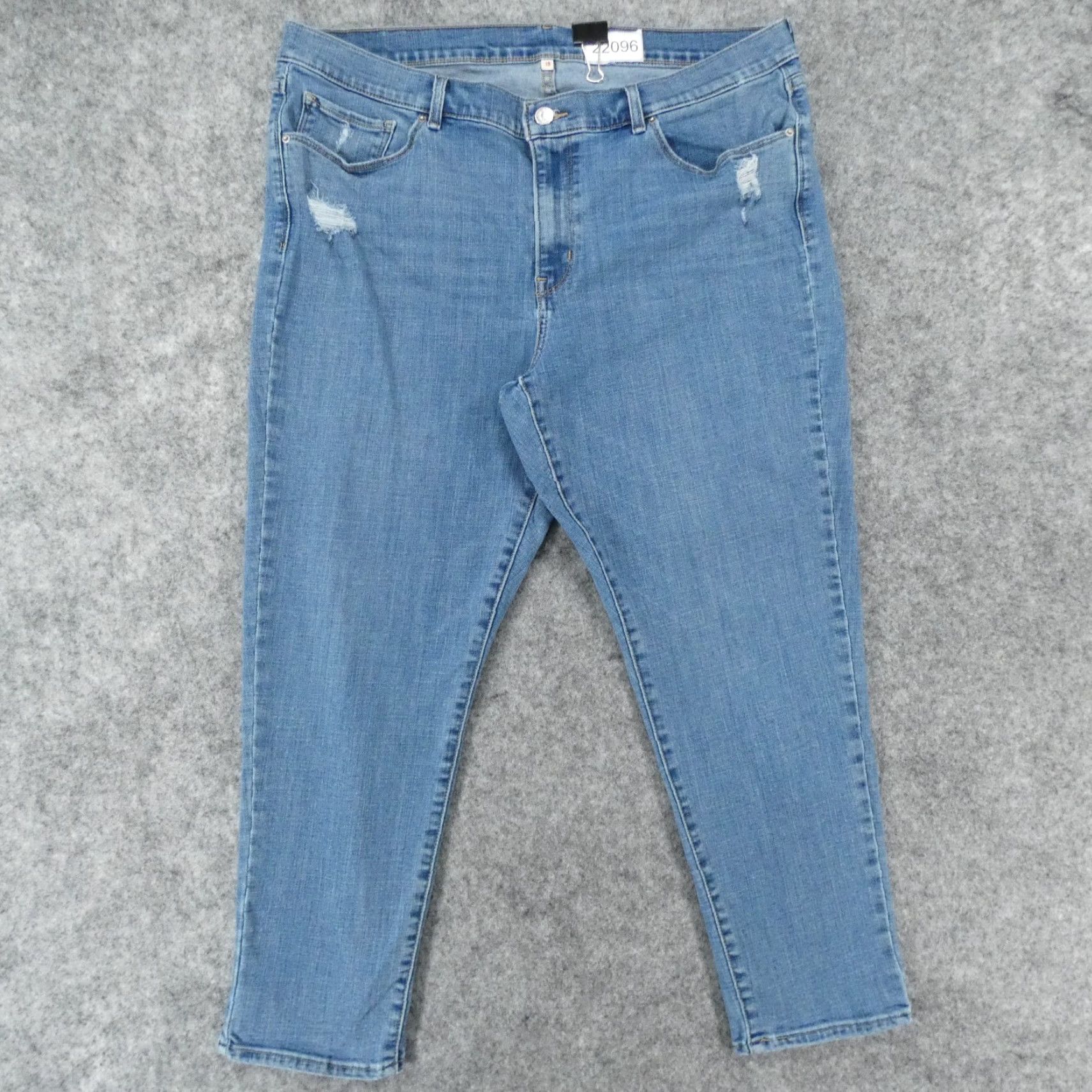 Levi's Levi's Jeans Womens 18 Stretch Distressed Classic Crop Mid Rise Light Wash Size 40" / US 18 - 2 Thumbnail
