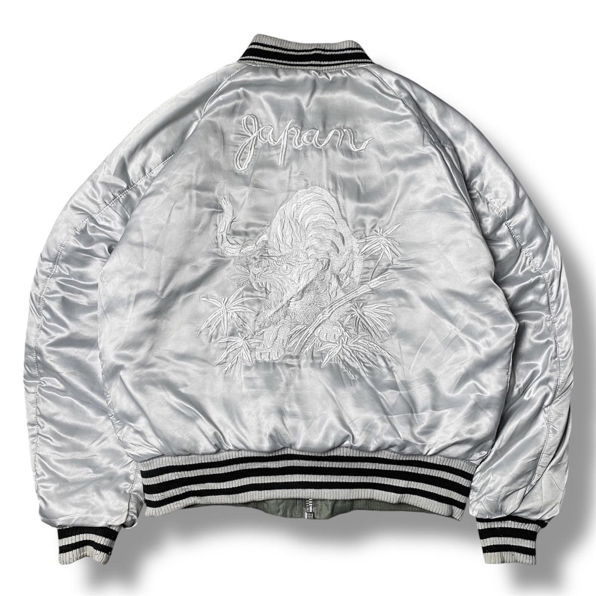 Maison MIHARA YASUHIRO 🔥Maison MIHARA YASUHIRO x Avirex Reversible Sukajan Jacket Size US M / EU 48-50 / 2 - 1 Thumbnail