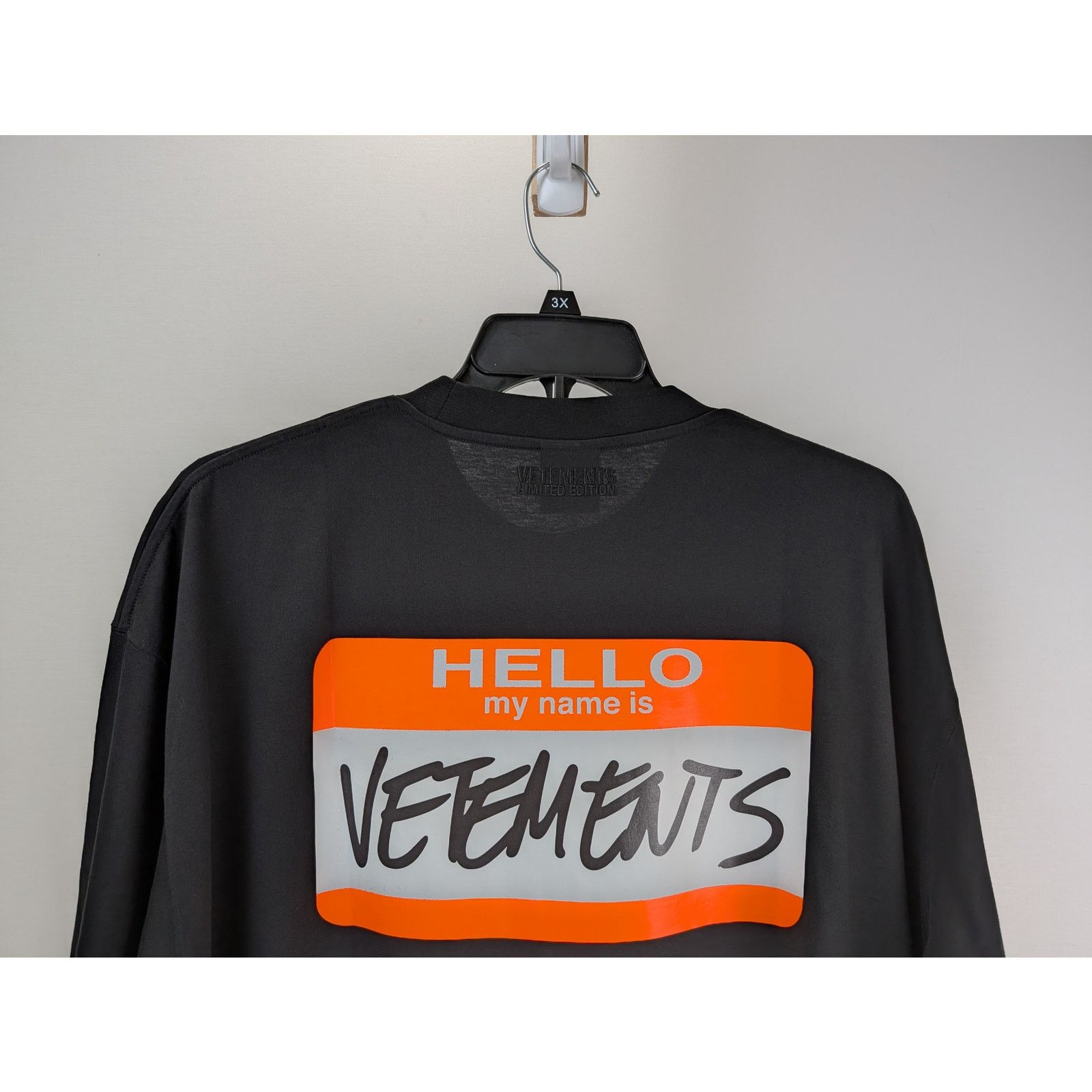 Vetements o1rshd1 Dollar Bill LS T-Shirt in Black Size US S / EU 44-46 / 1 - 13 Thumbnail