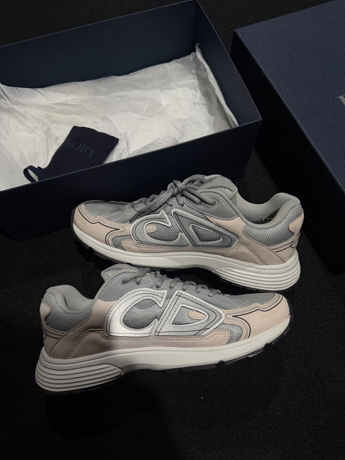 Dior NEW SEASON DIOR B30 GREY & PINK Size US 10 / EU 43 - 2 Thumbnail