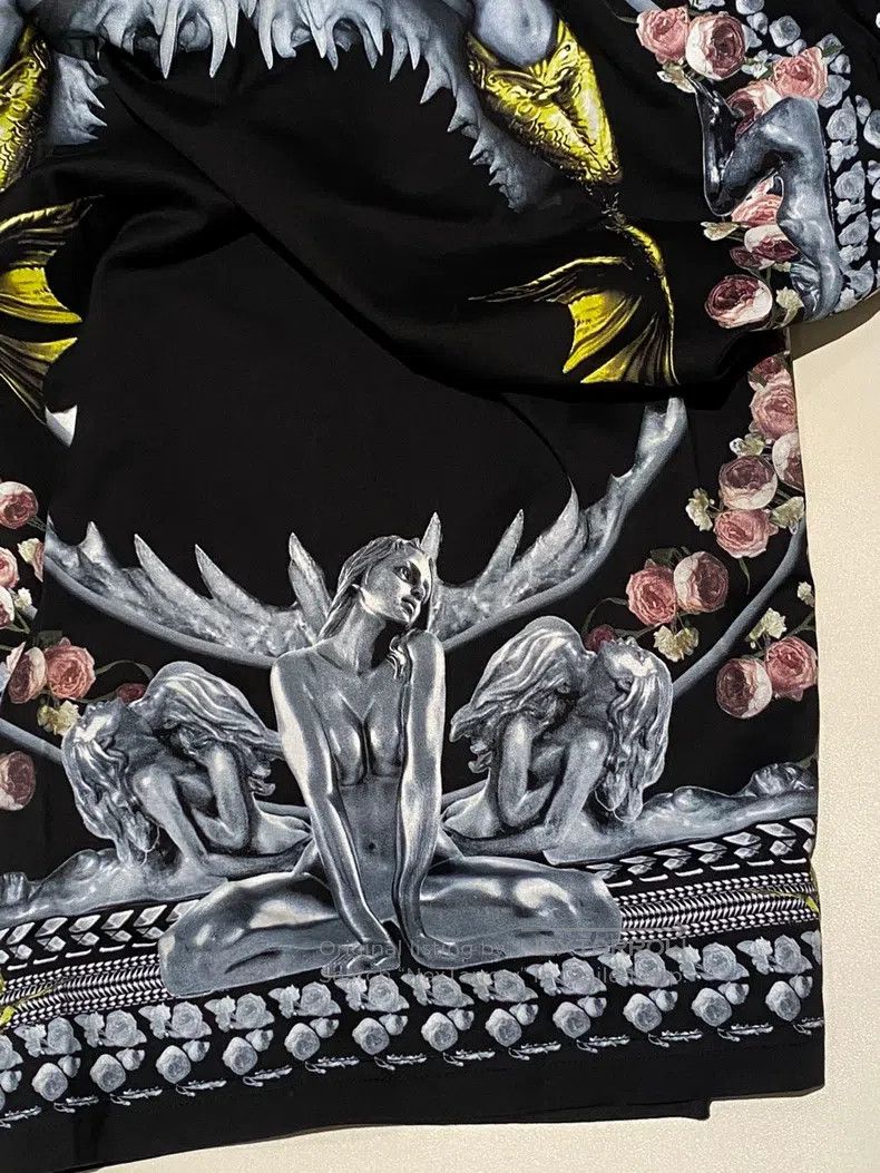 Givenchy Givenchy Shark Mermaid Floral Tee Size US XXS / EU 40 - 4 Thumbnail