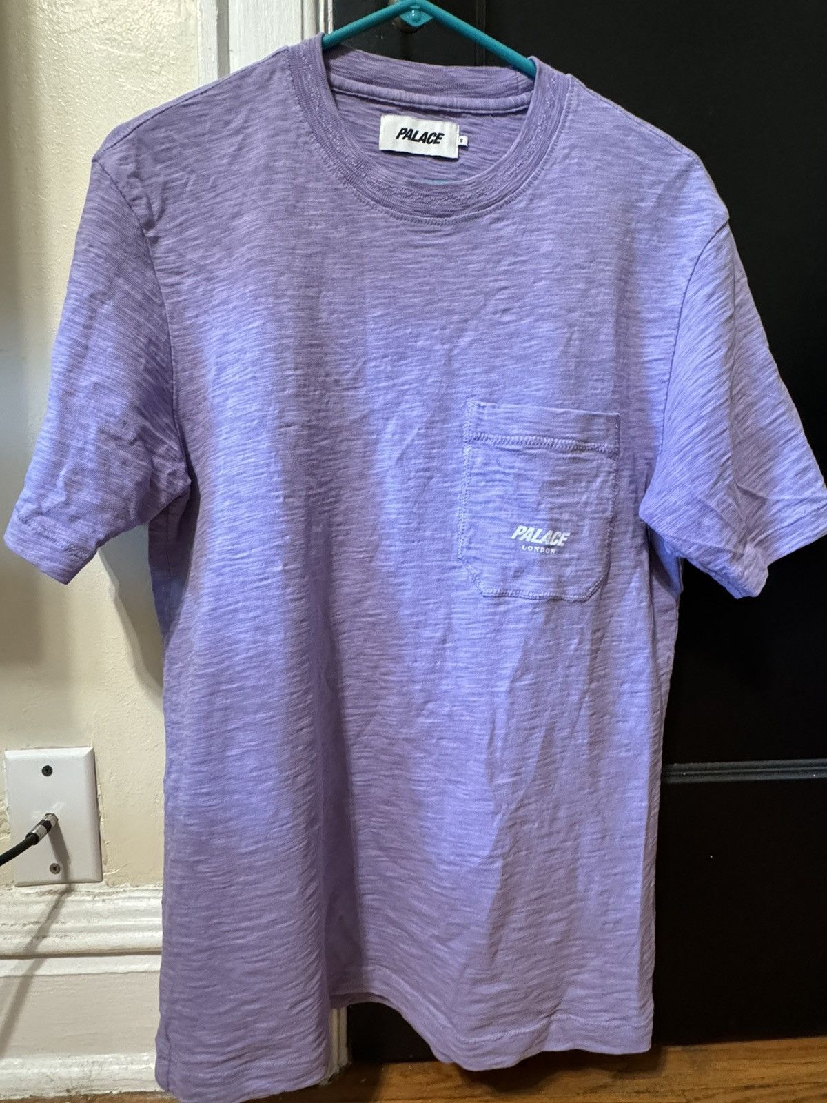 Palace Palace Textured Pocket T-Shirt (Men’s Small) Size US S / EU 44-46 / 1 - 1 Thumbnail