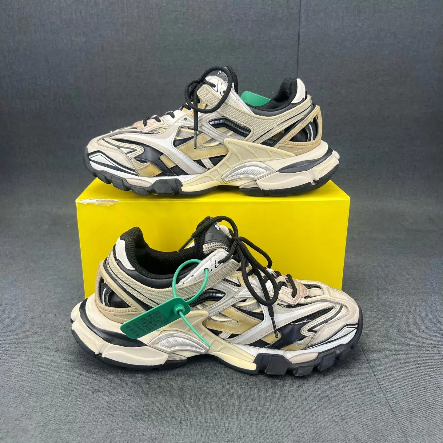 Balenciaga Balenciaga Track 2 Black/White/Gray 41 Size US 8 / EU 41 - 3 Thumbnail