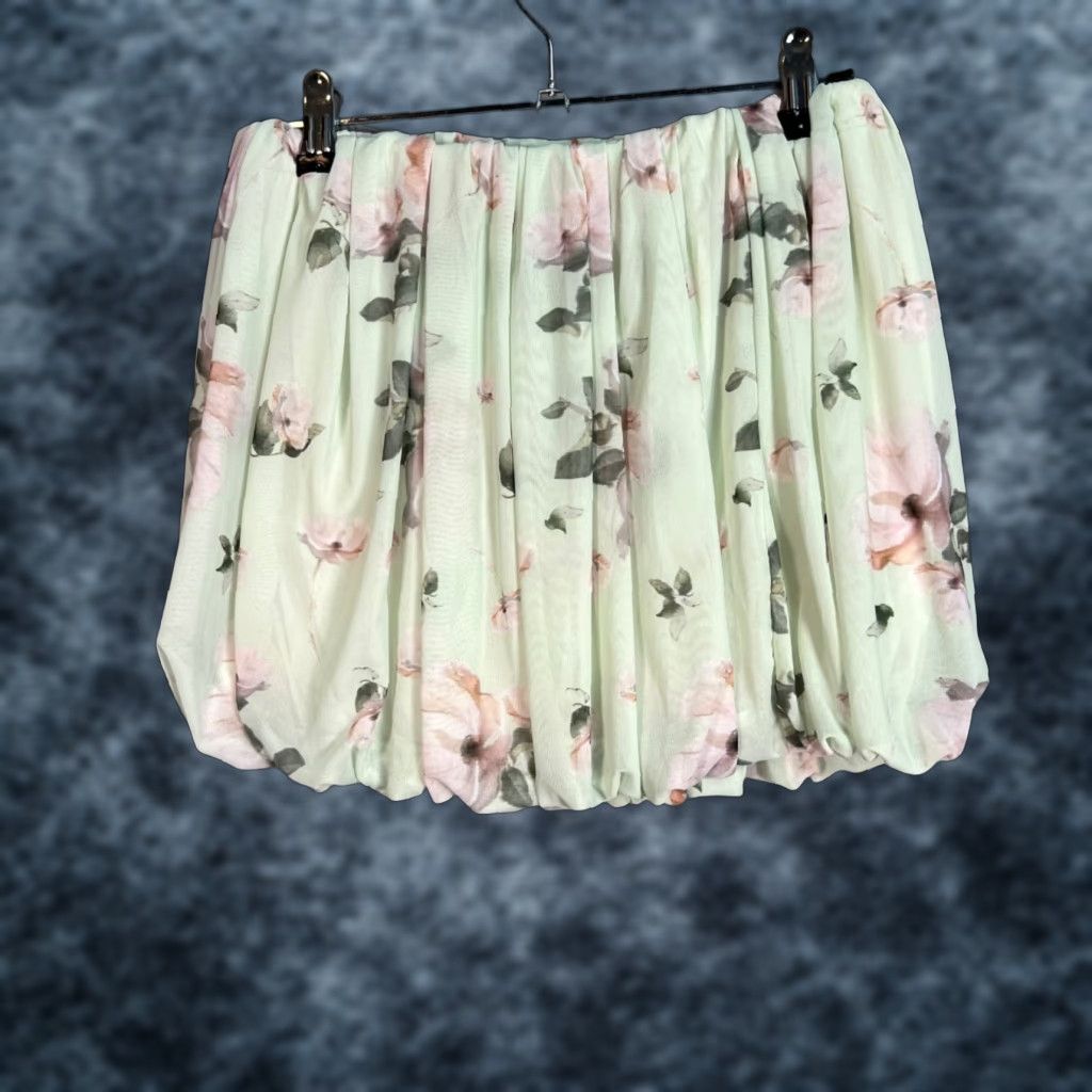 Vintage Pull&Bear Womens Skirt S Floral Green Mini Casual Summer Spring Shirt? Size 28" / US 6 / IT 42 - 1 Thumbnail