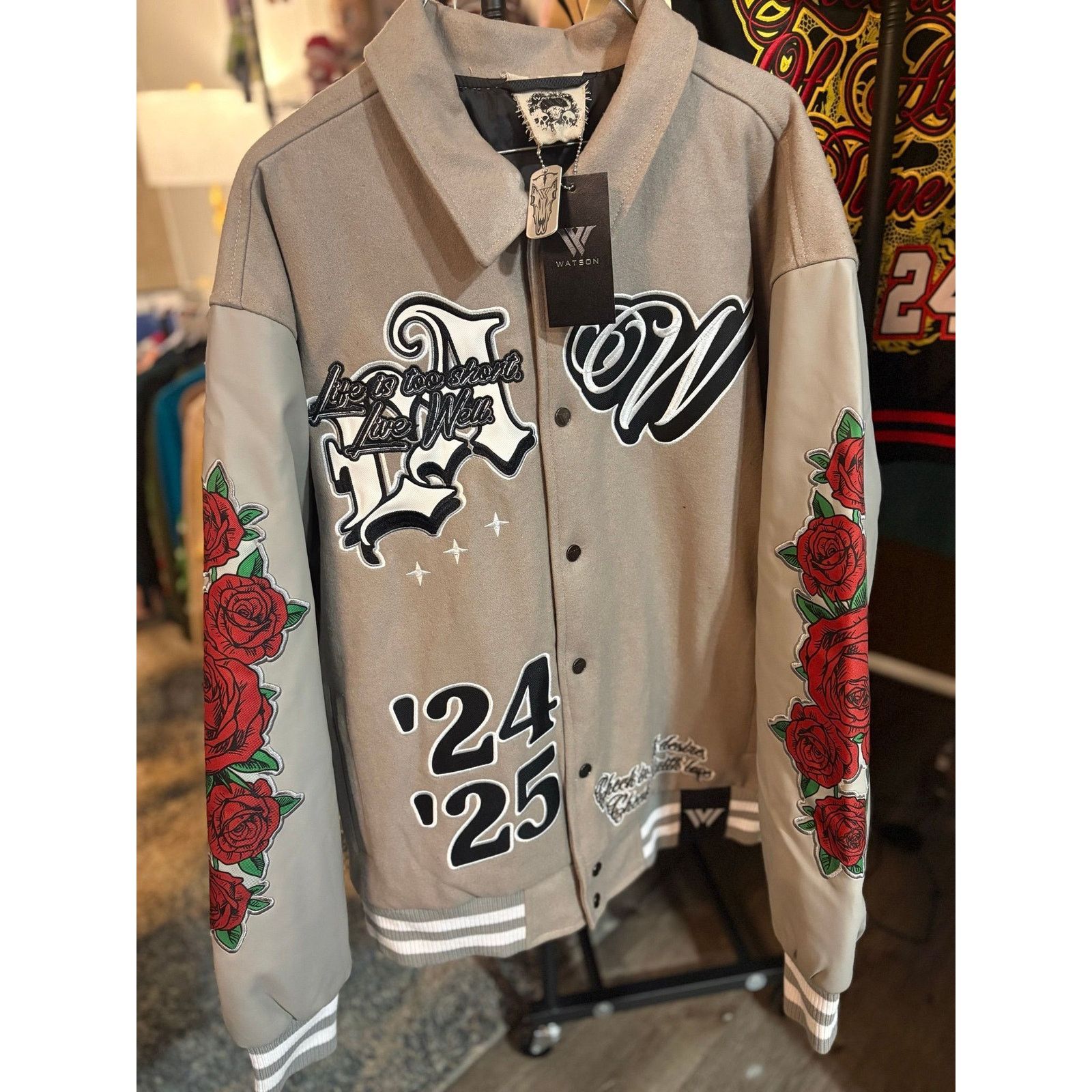 NWT SZ XL - Watson Hotel Embroidered Jack Gray/Red Roses