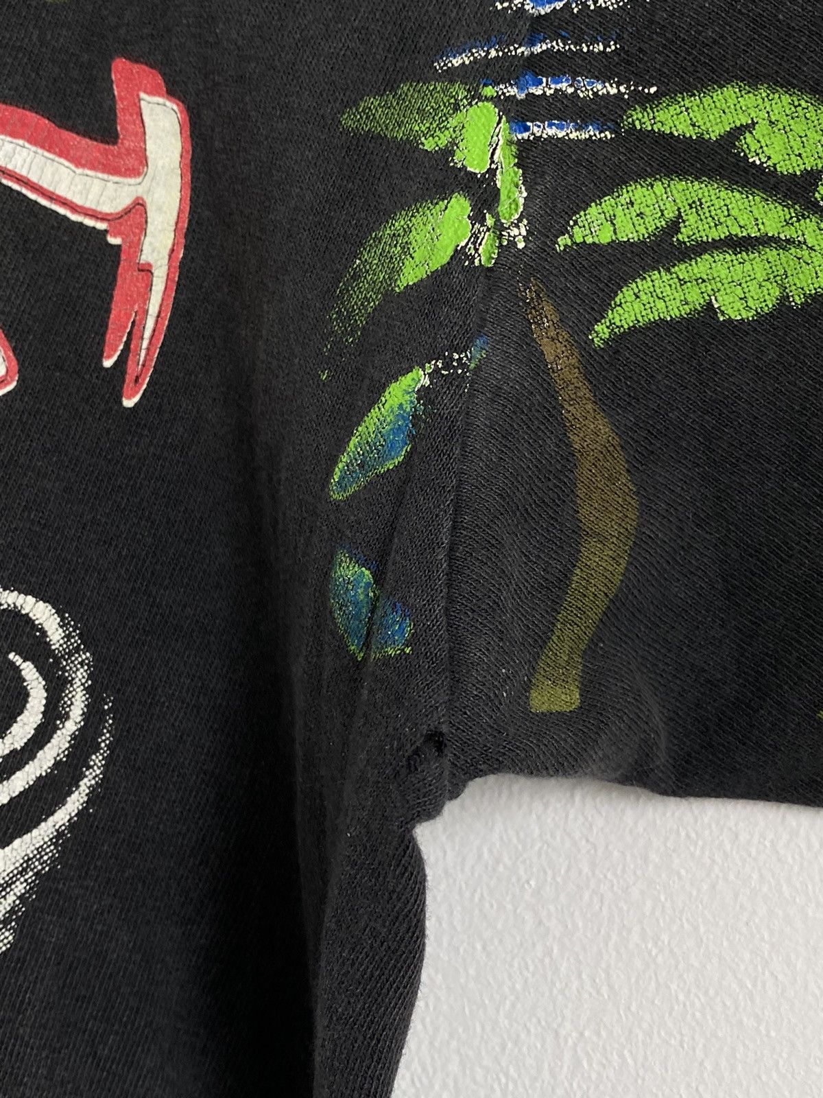 Cartoon Network × Vintage Vintage 1993 Looney Tunes Tasmanian Devil All Overprint Tee Size US L / EU 52-54 / 3 - 17 Thumbnail