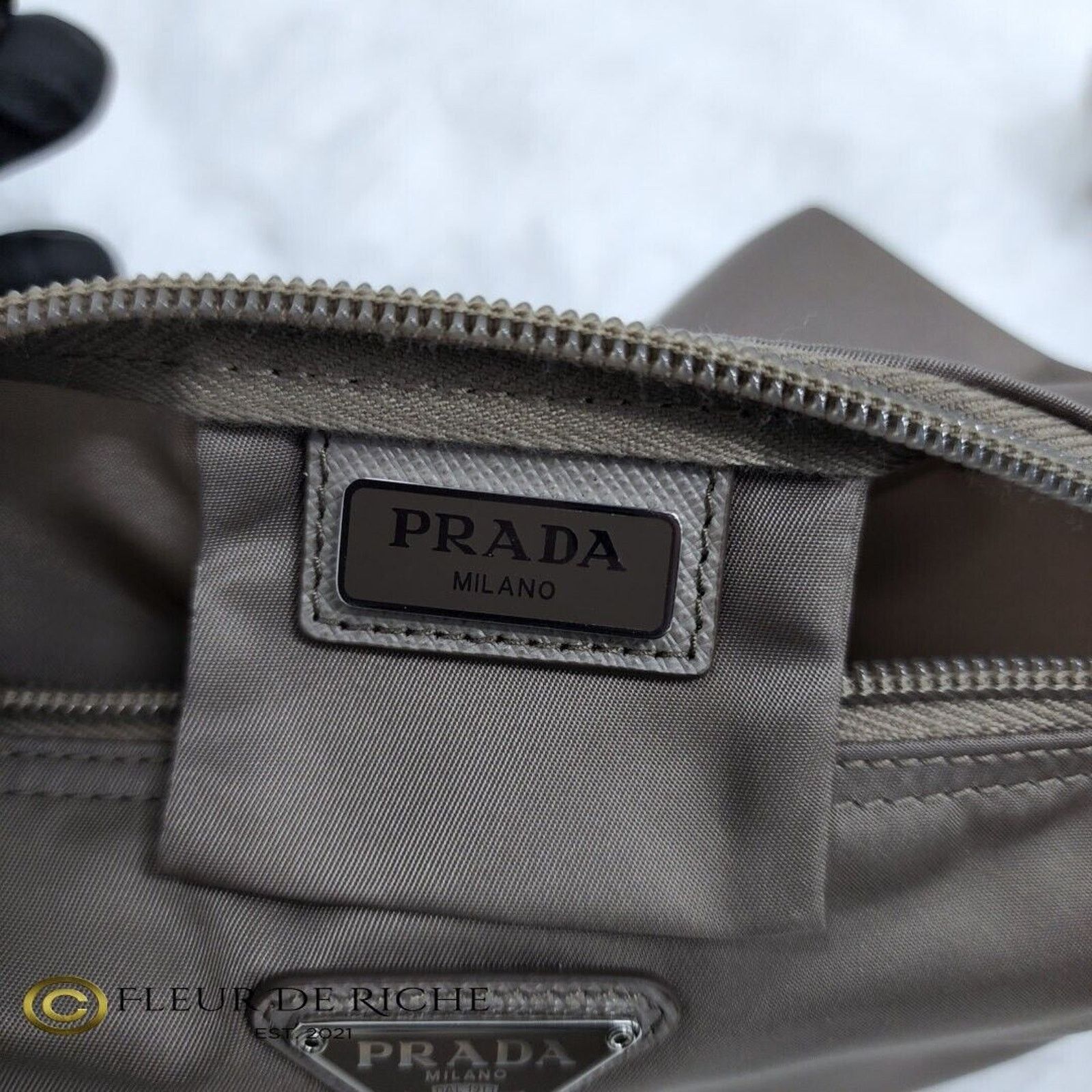Prada Prada Necessaire Tessuto Nylon Small Toiletry Clutch Gray Size ONE SIZE - 9 Thumbnail