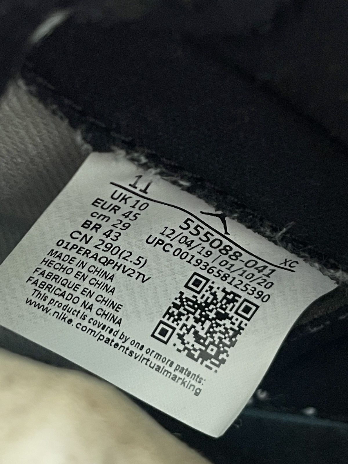 Jordan Brand Air Jordan 1 Retro High OG: Royal Toe (11M) Size US 11 / EU 44 - 6 Thumbnail