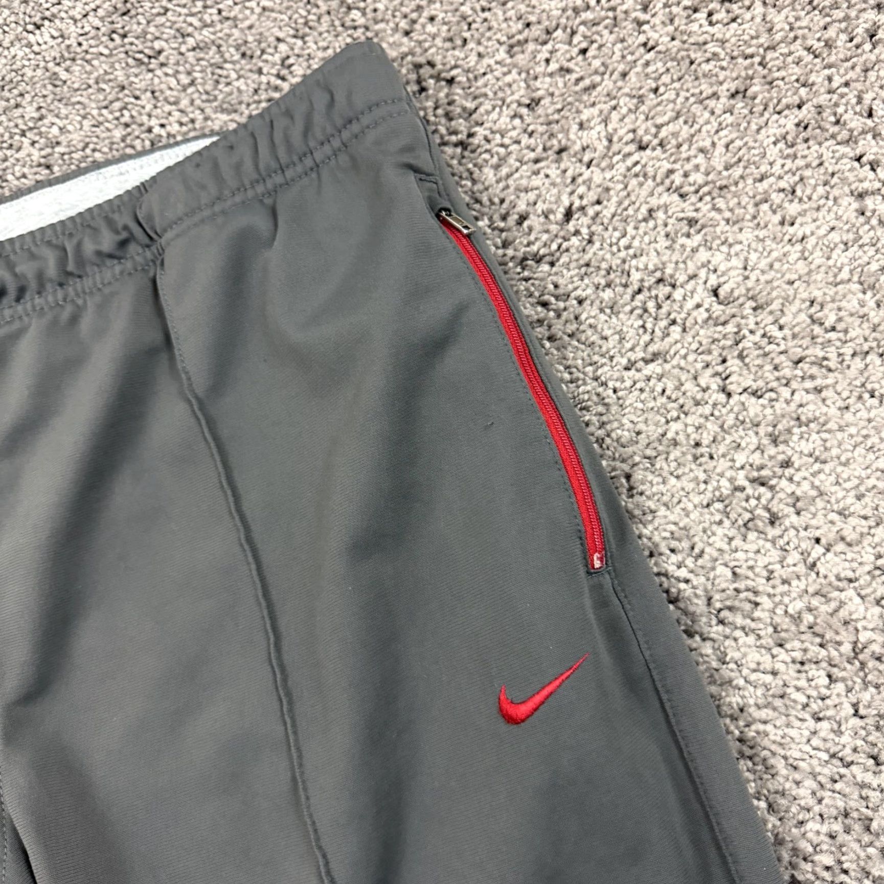 Nike Nike Sweatpants Mens S Gray Fleece Drawstring Pockets Breathable Sports Style Size US 31 - 3 Thumbnail