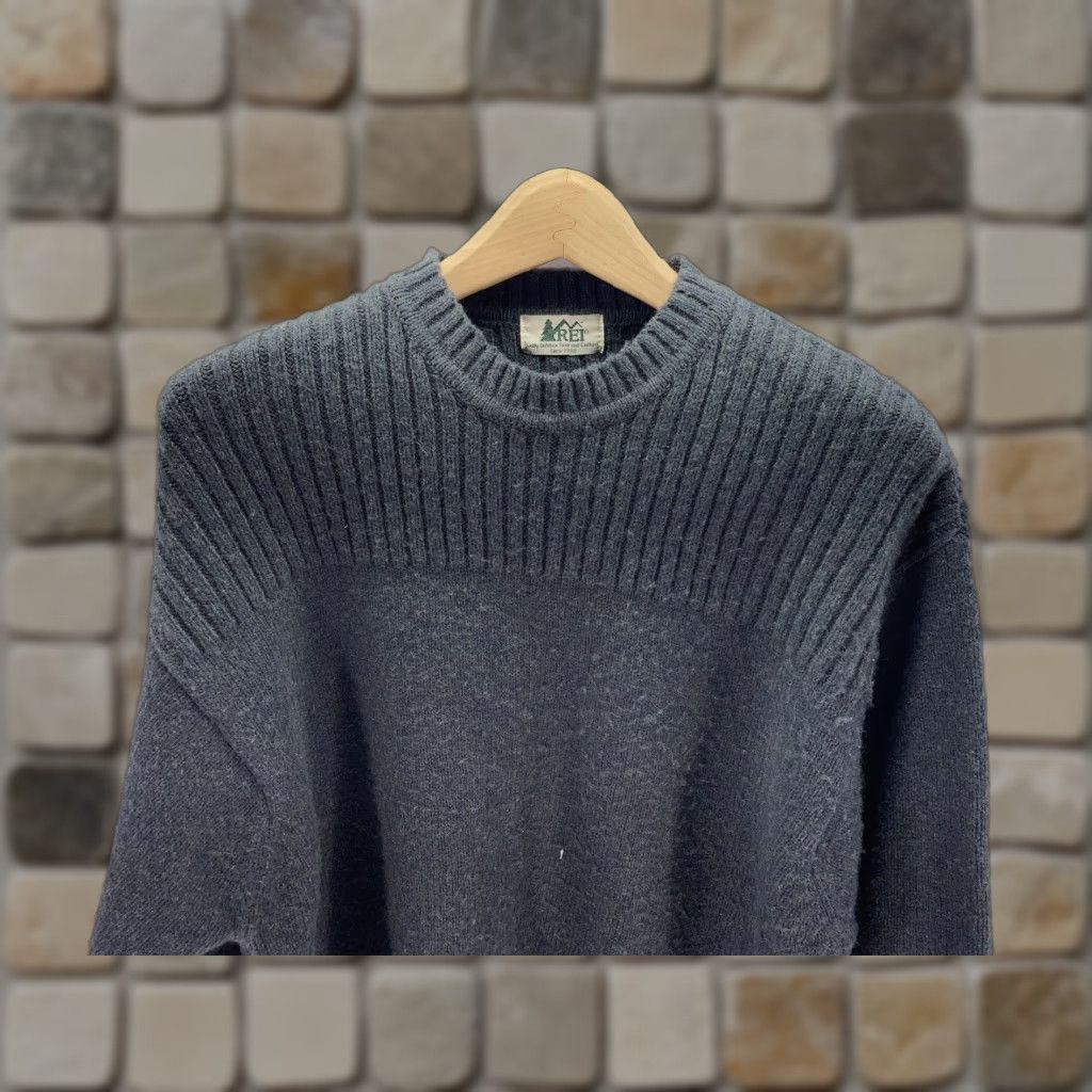 Vintage VINTAGE REI Wool Blend Sweater Men Size L Gray Long Sleeve Crew Neck Pullover Wool Shirt Size US L / EU 52-54 / 3 - 1 Thumbnail