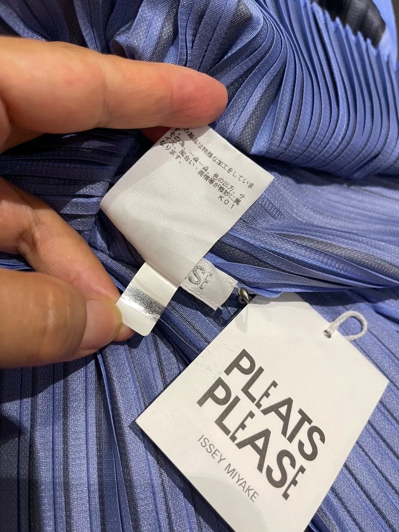 Issey Miyake Issey Miyake size:3 Blue pleated kelp top Size S / US 4 / IT 40 - 2 Thumbnail