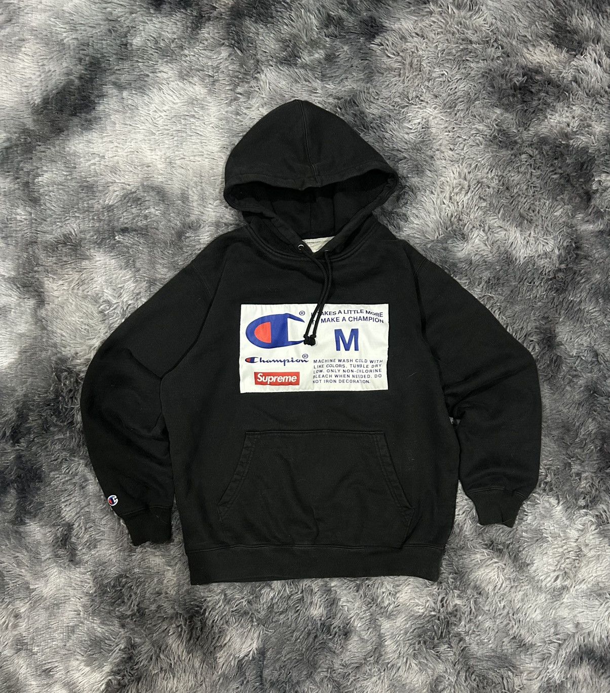 Champion × Supreme Hoodie supreme x champion Size US M / EU 48-50 / 2 - 1 Thumbnail
