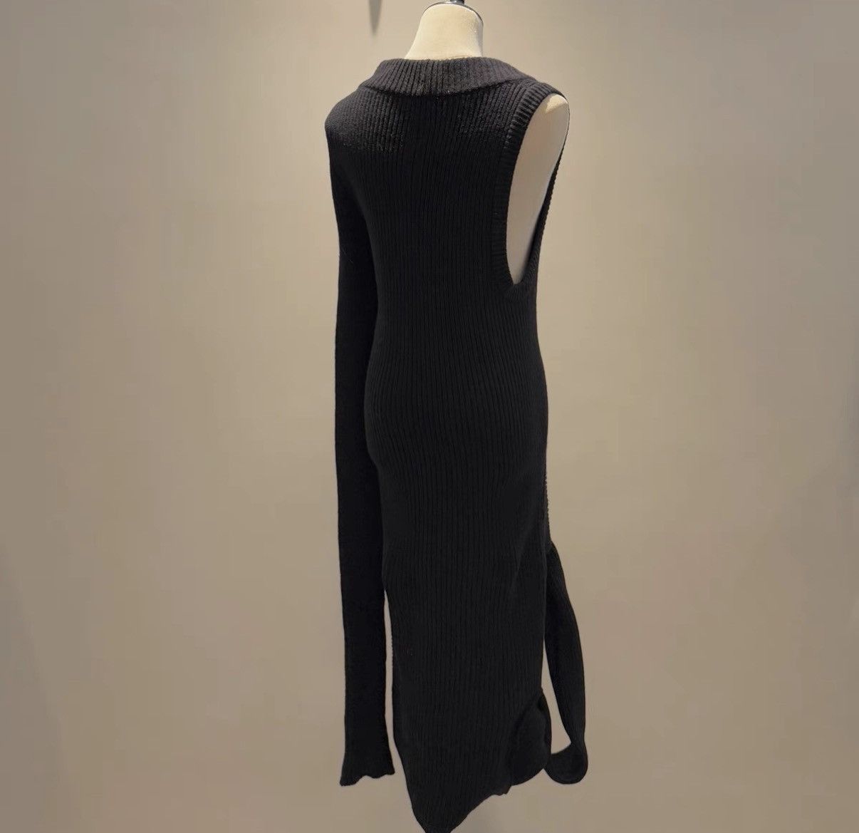 Rick Owens Rick Owens Mainline 21AW Runway "Banana" Wool Base Layer Size US S / EU 44-46 / 1 - 3 Thumbnail