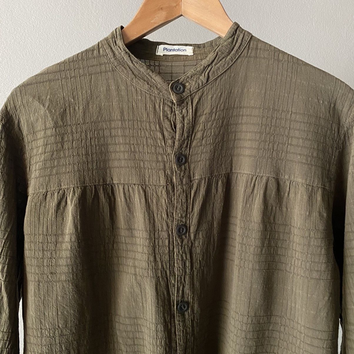 Issey Miyake Plantation Olive Textured Button-Down Tunic Size M / US 6-8 / IT 42-44 - 4 Thumbnail