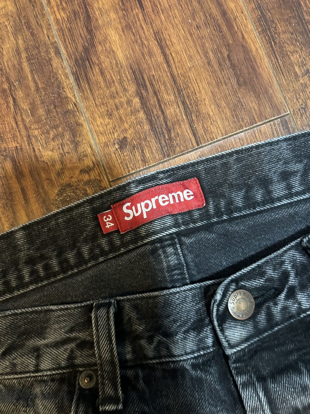 Supreme Supreme distressed jeans Size US 34 / EU 50 - 2 Thumbnail