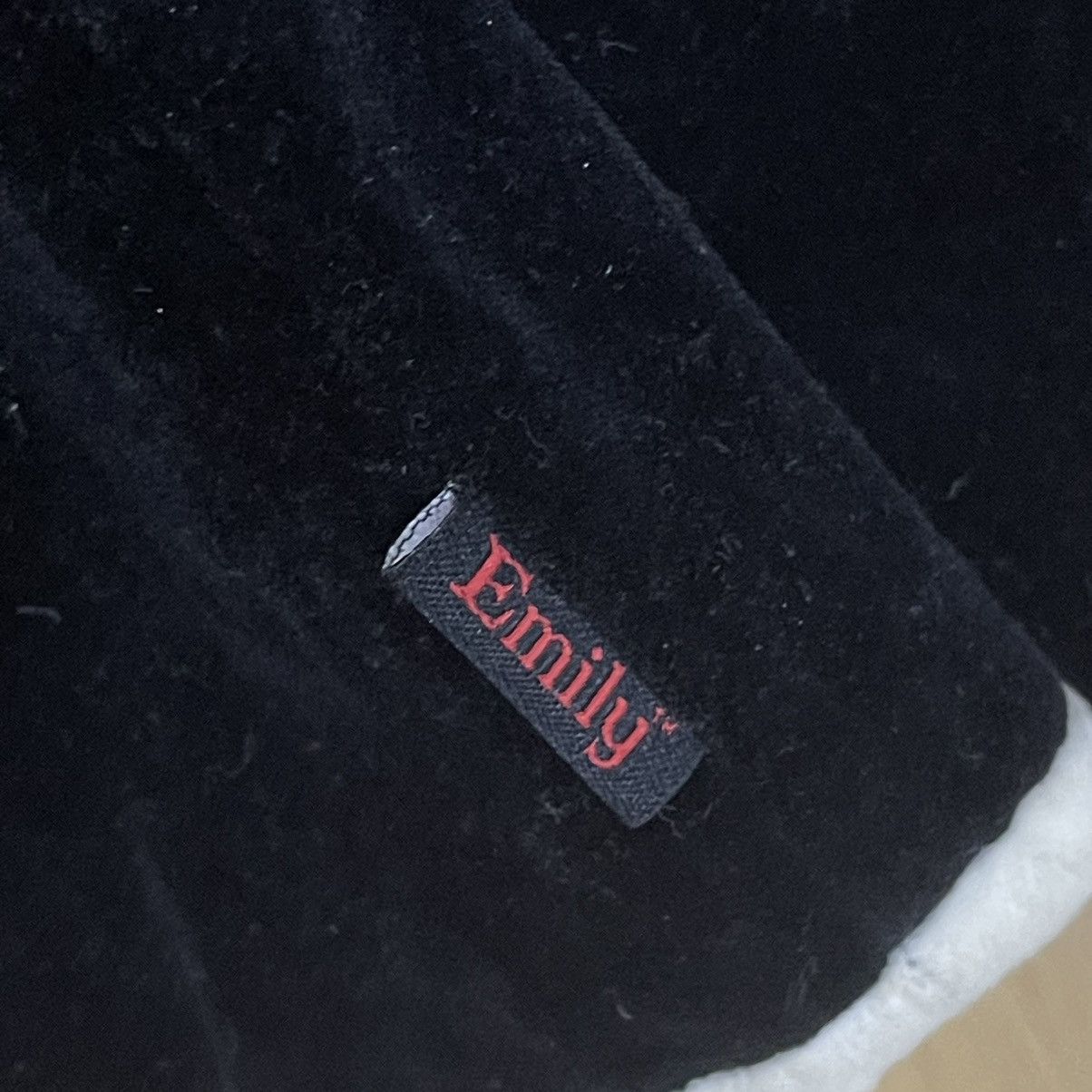 Japanese Brand × Vintage Emily the Strange Velvet Coat Size US S / EU 44-46 / 1 - 5 Thumbnail