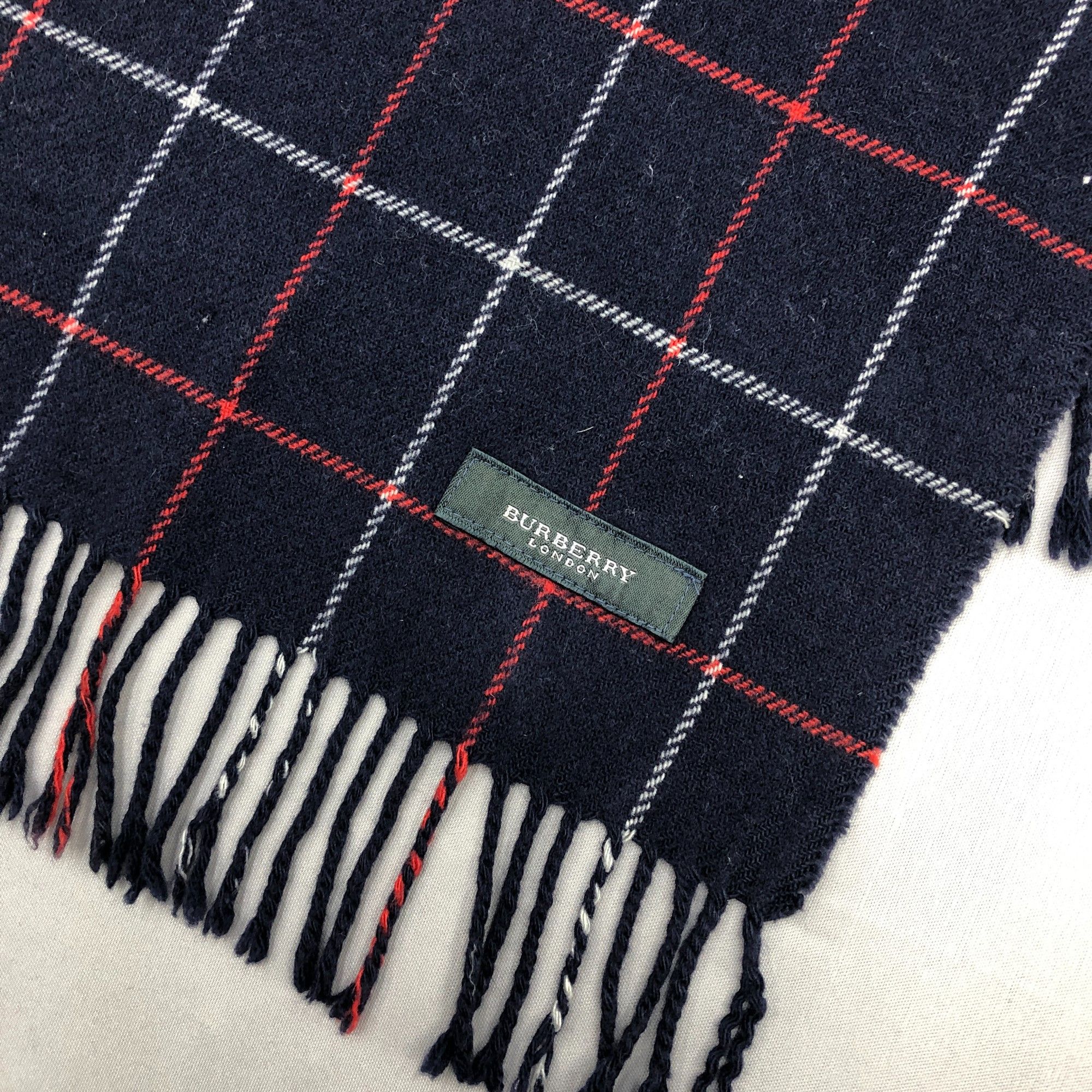 Burberry Vintage Burberry Scarf Muffler Wool Stole Shawls Scarves Size ONE SIZE - 6 Thumbnail
