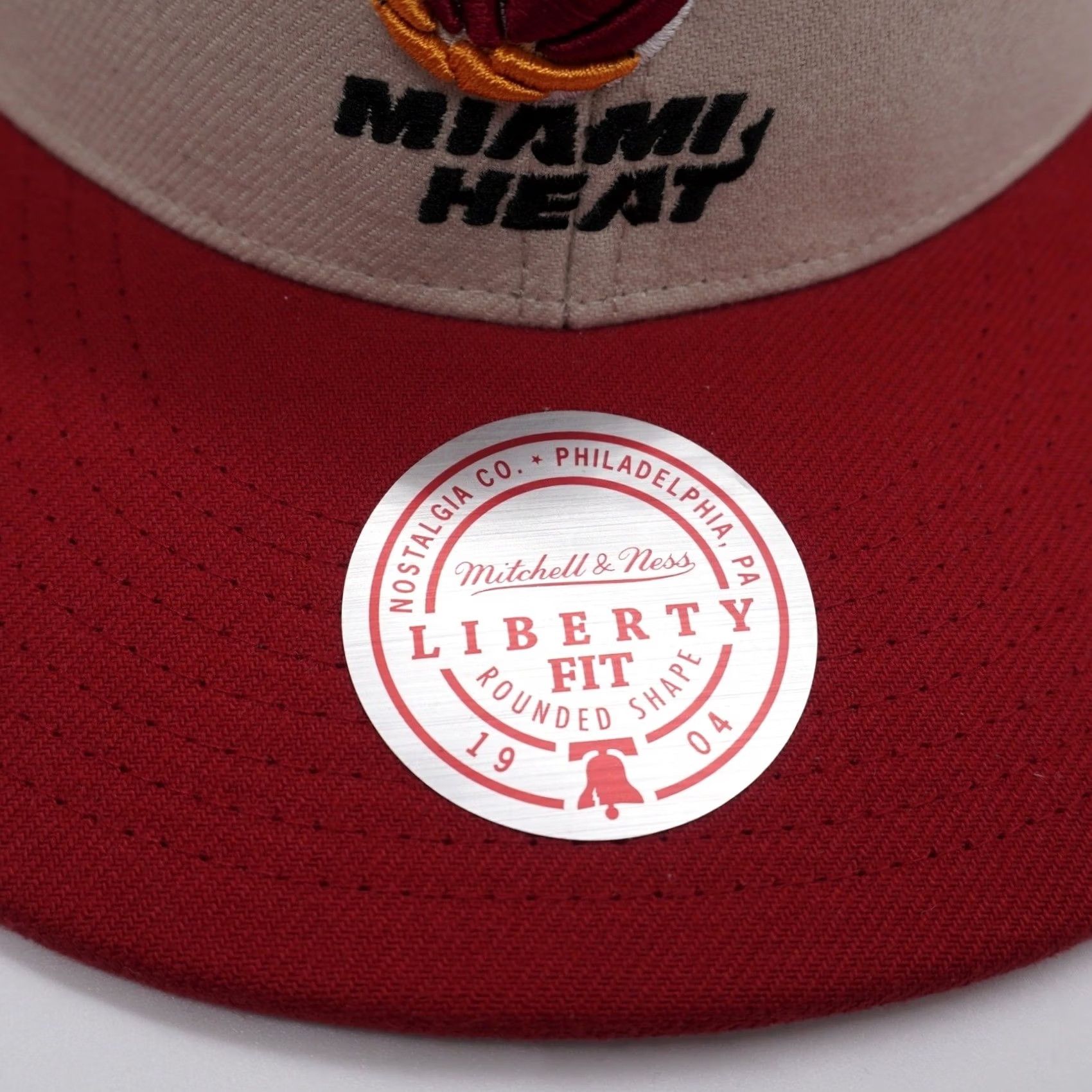 Mitchell & Ness Mitchell & Ness Miami Heat Hat Mens OS Red Cream Liberty Fit Snapback HY9163 Size ONE SIZE - 5 Thumbnail