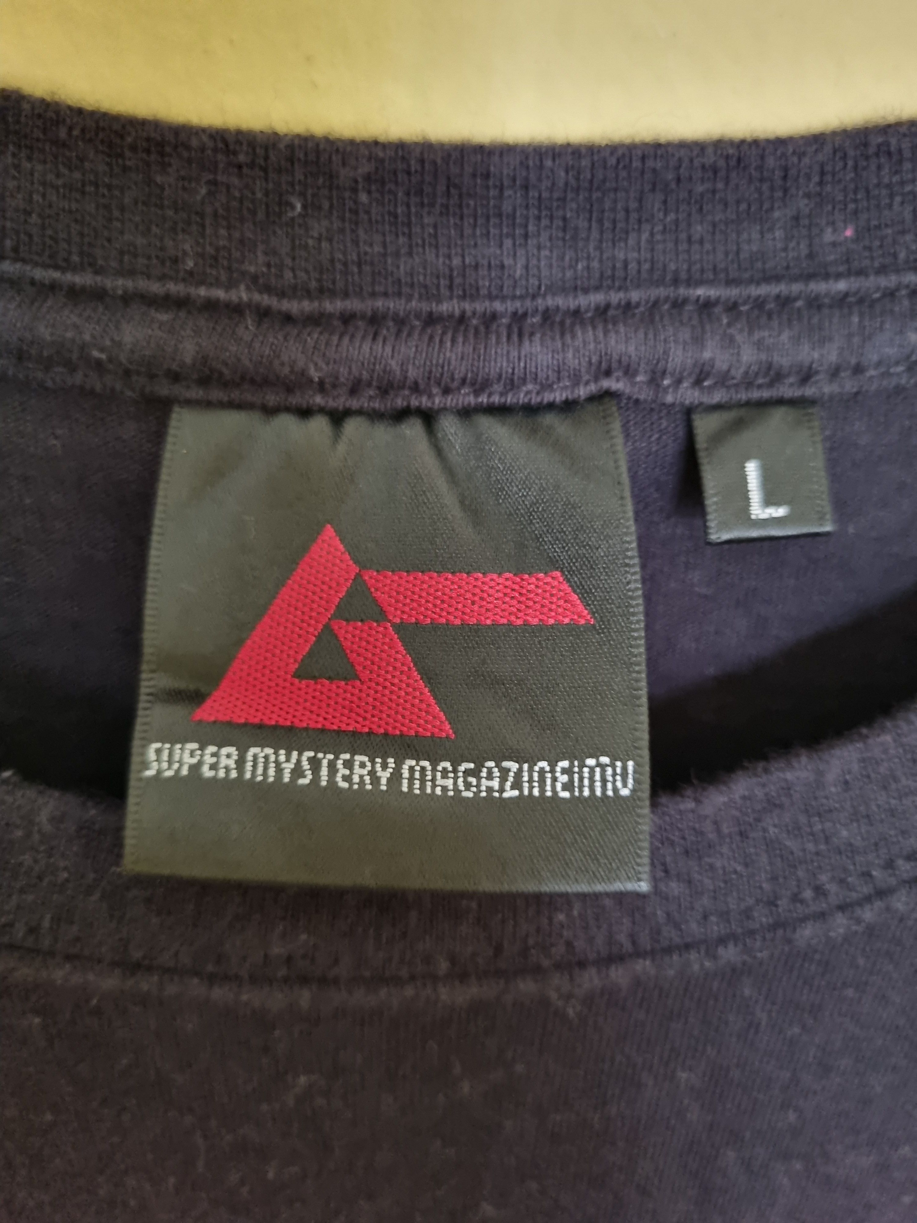 Japanese Brand Mystery Magazine Tee Streetwear Japan Size US L / EU 52-54 / 3 - 3 Thumbnail