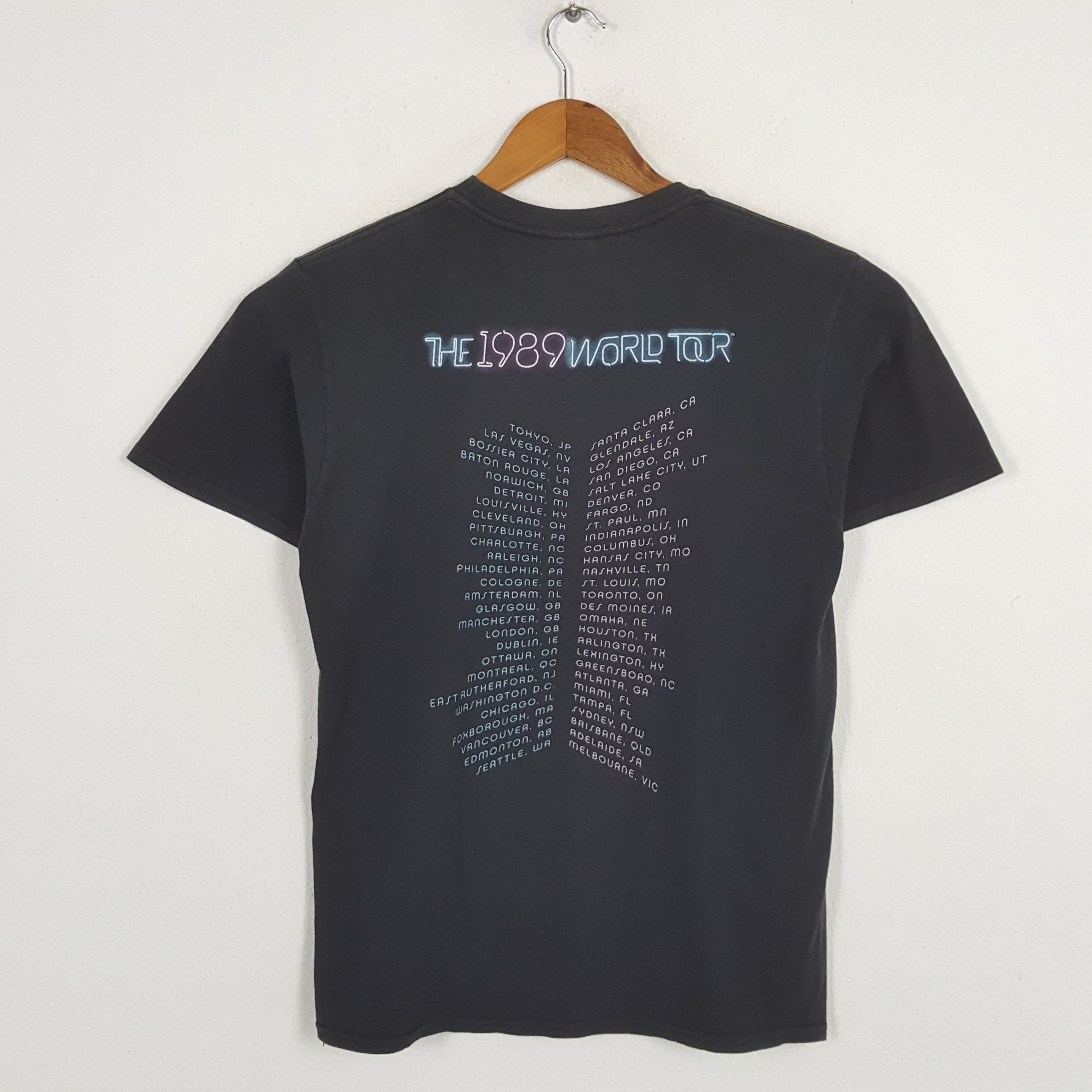Band Tees × Vintage Vintage TAYLOR SWIFT American Singer Songwriter T-Shirts Size US S / EU 44-46 / 1 - 3 Thumbnail