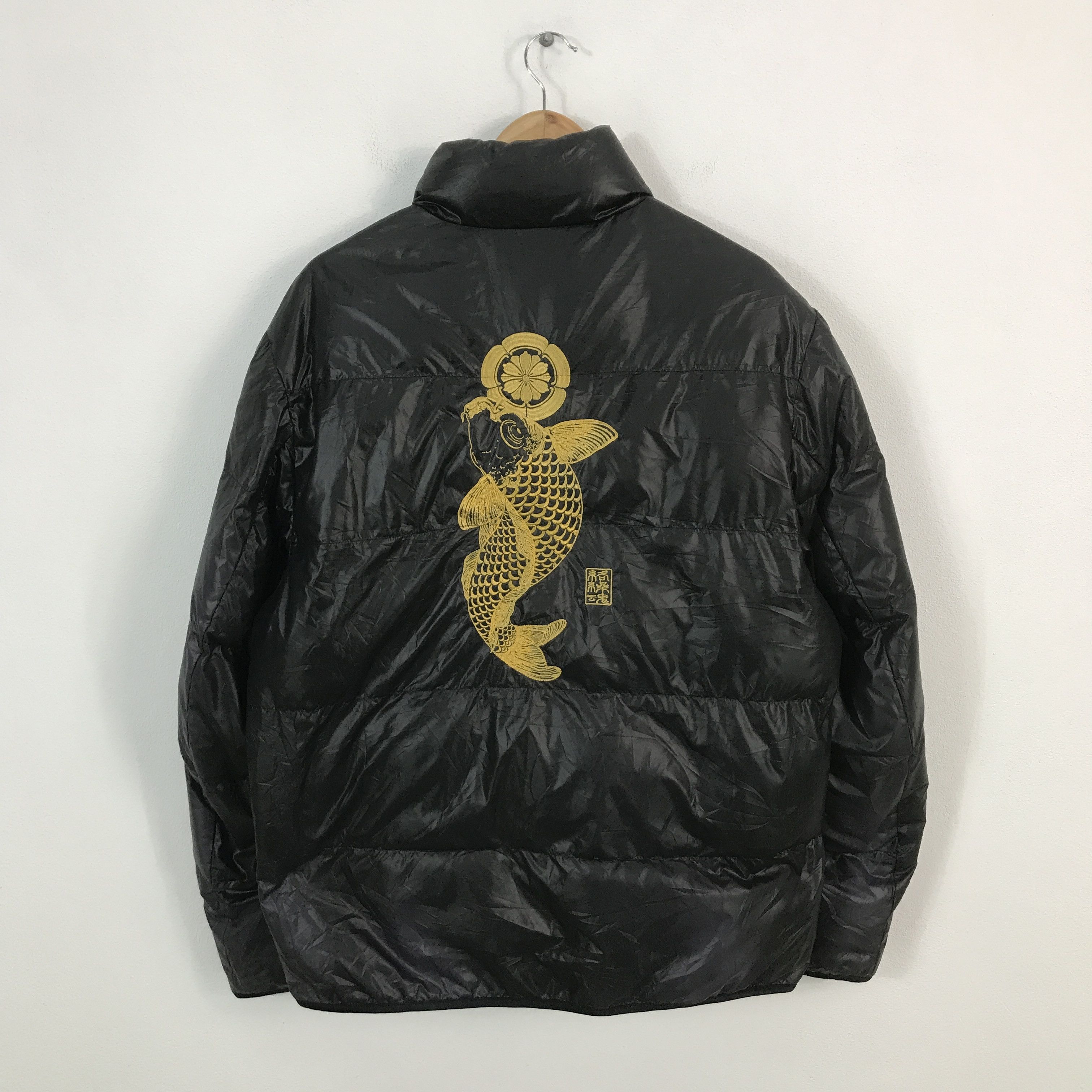 Japanese Brand Kara Kuri tamashi koi fish Puffer jacket Size US XL / EU 56 / 4 - 1 Thumbnail