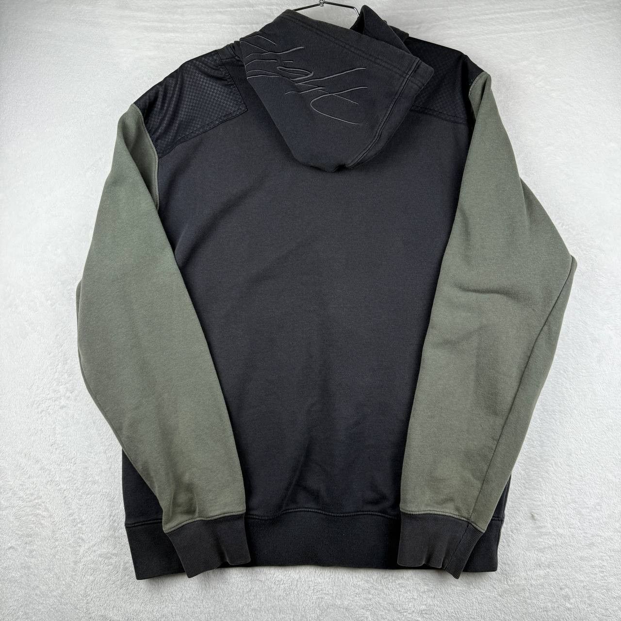 Jordan Brand Air Jordan Flight Hoodie Men Large Jumpman Long Sleeve L Size US L / EU 52-54 / 3 - 2 Thumbnail