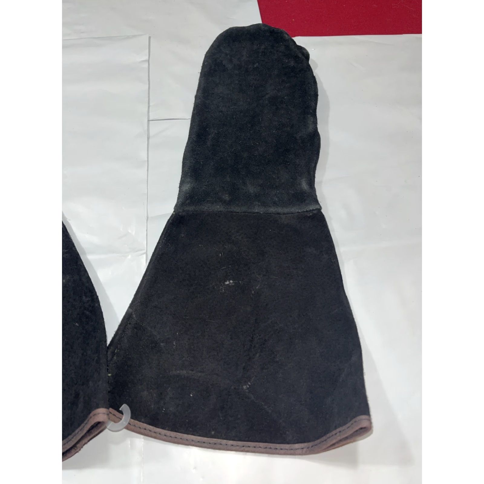 Vintage VINTAGE BLACK SUEDE LEATHER LONG MITTENS GAUNTLET COLD WEATHER lined New Men’s Small New Size ONE SIZE - 5 Thumbnail