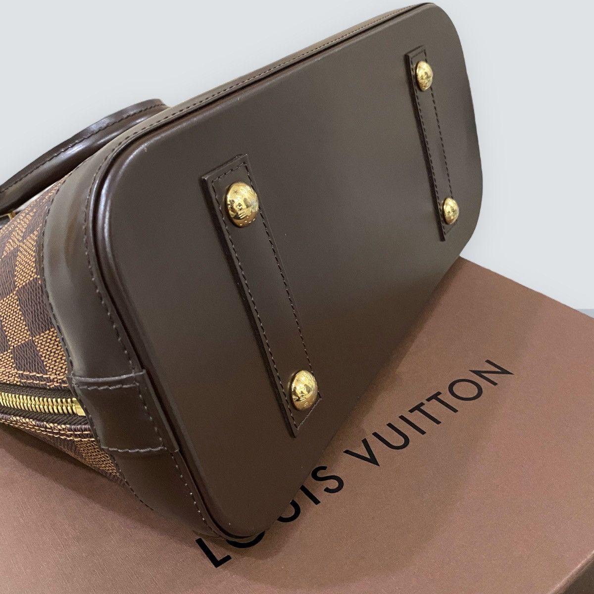 Louis Vuitton Authentic Louis Vuitton Alma PM Damier Ebene Size ONE SIZE - 9 Thumbnail