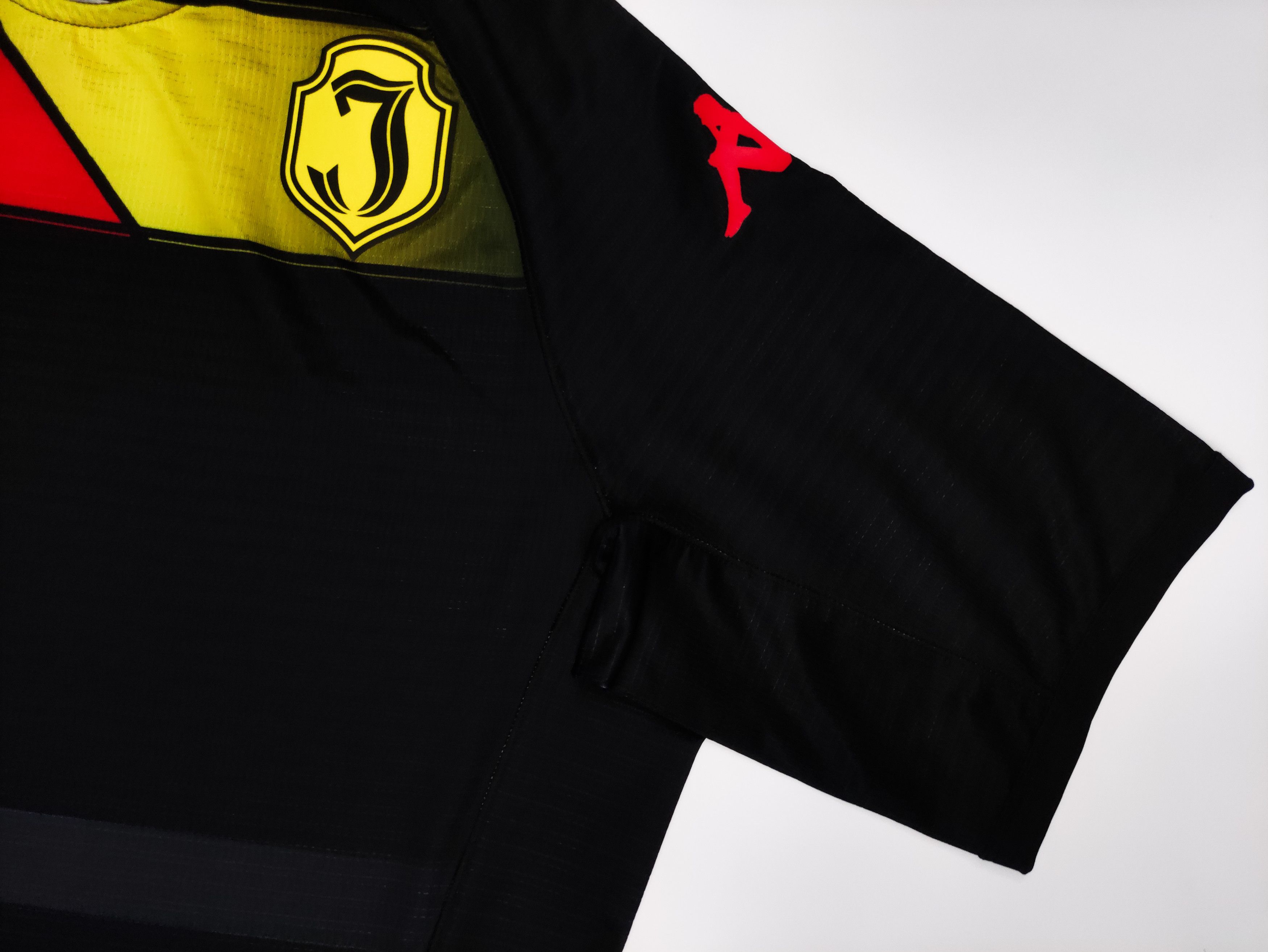 Kappa Jagiellonia Białystok 2022 2023 Kappa Third Shirt Kit Jersey Size US M / EU 48-50 / 2 - 7 Thumbnail