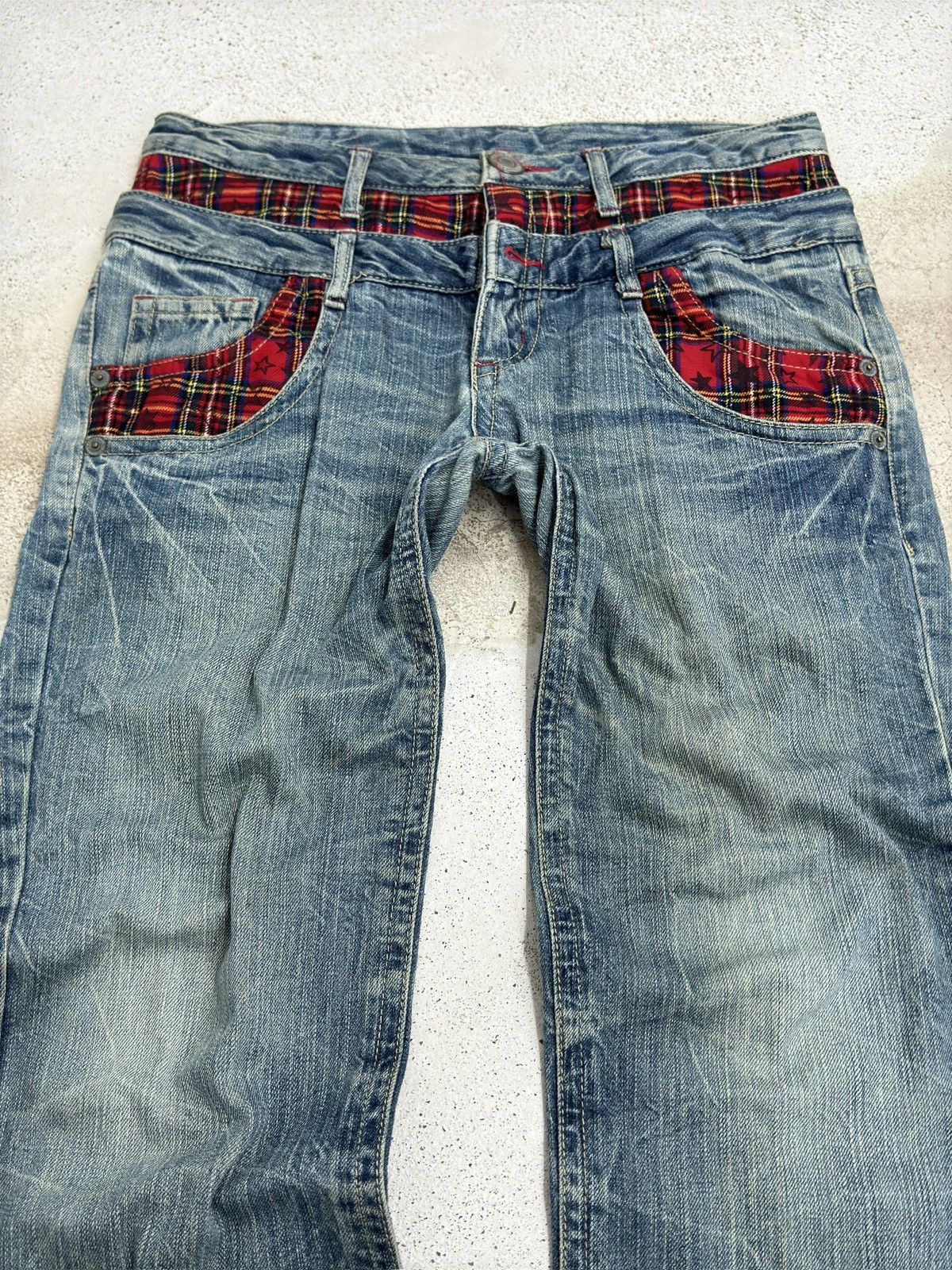 Japanese Brand Double Waist Distressed Denim Jeans Red Tartan Plaid Punk Size US 32 / EU 48 - 3 Thumbnail