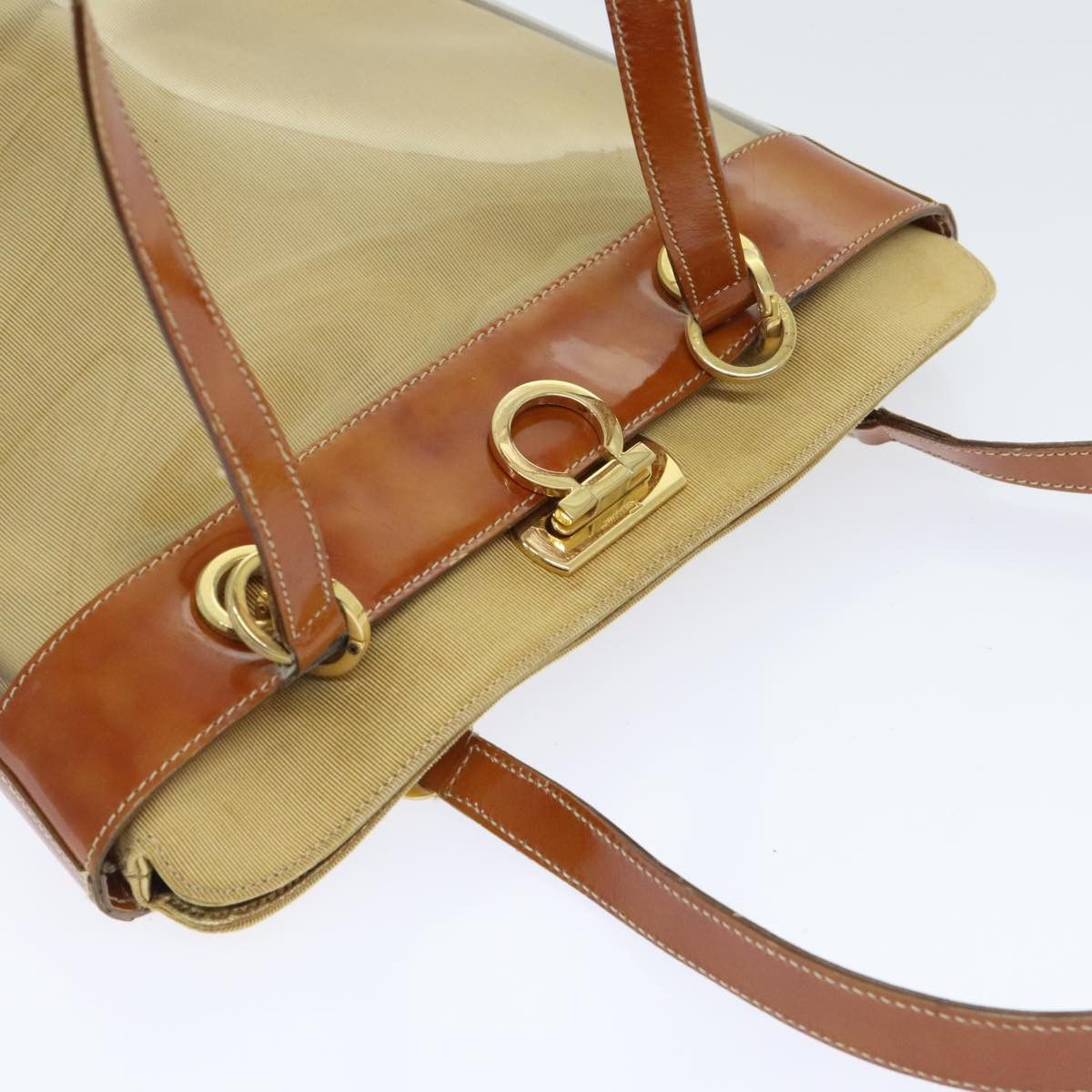 Salvatore Ferragamo Salvatore Ferragamo Gancini Shoulder Bag Vinyl Beige Orange Size ONE SIZE - 6 Thumbnail