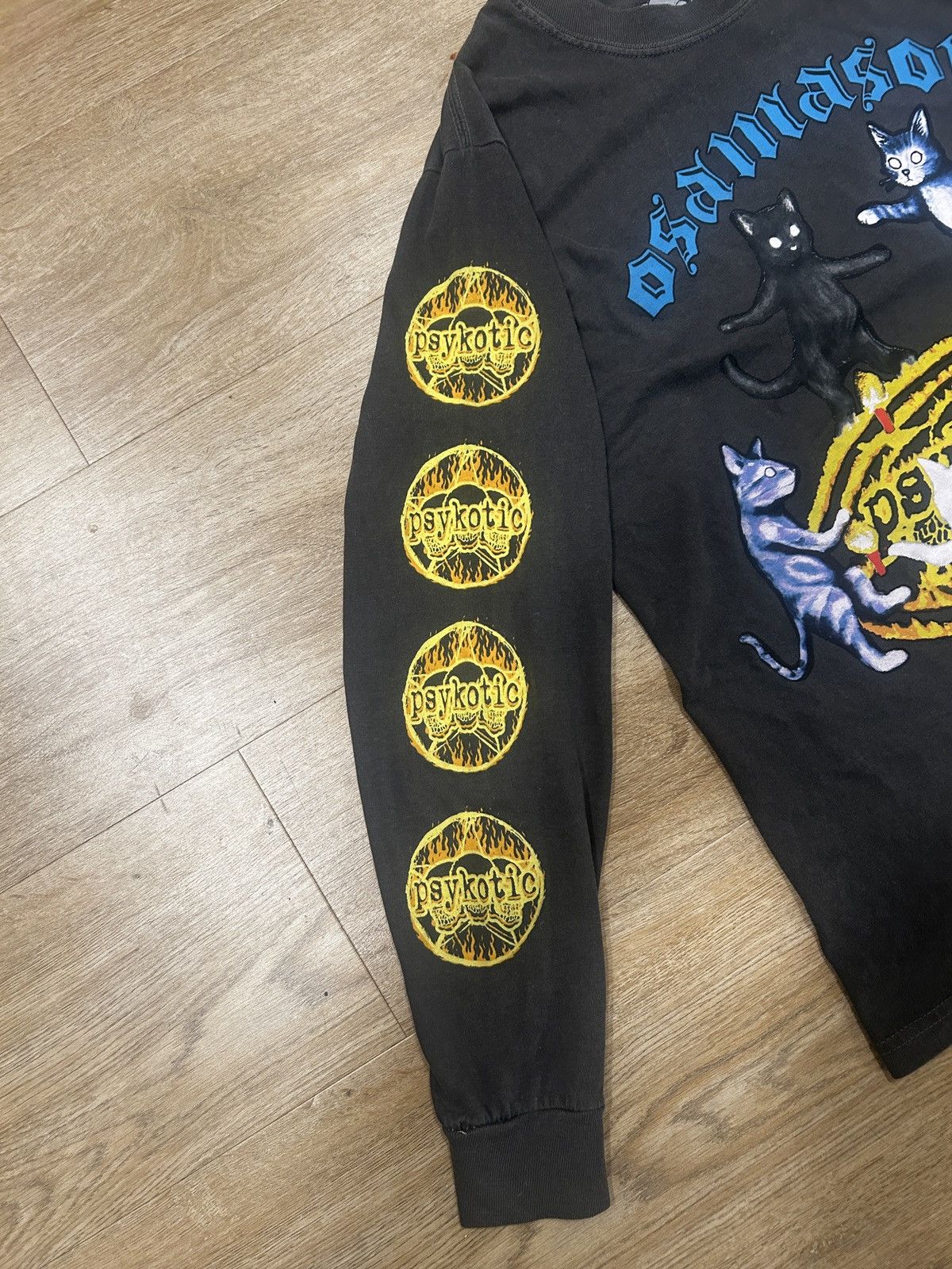 Osamason psychotic cat long sleeve Size US S / EU 44-46 / 1 - 3 Thumbnail