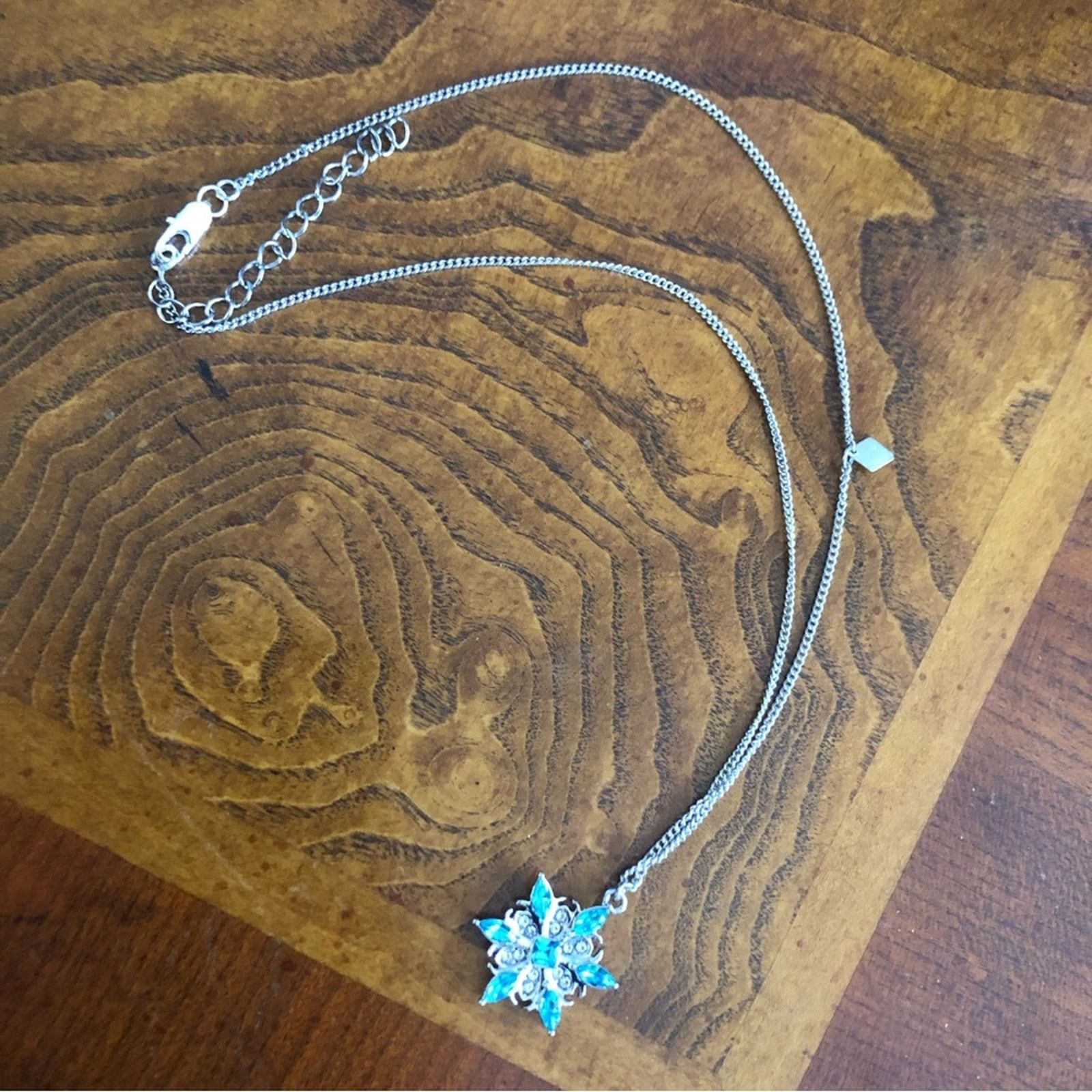 Handmade Hand crafted marquis snowflake on chain necklace Size ONE SIZE - 11 Thumbnail