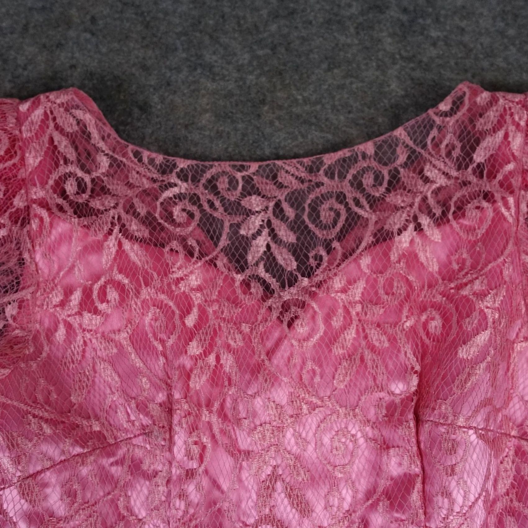 Pinko VINTAGE Pink Floral Lace Mermaid Dress Womens XS 3/4 Puff Sleeve Formal Gown VTG Size XS / US 0-2 / IT 36-38 - 4 Thumbnail