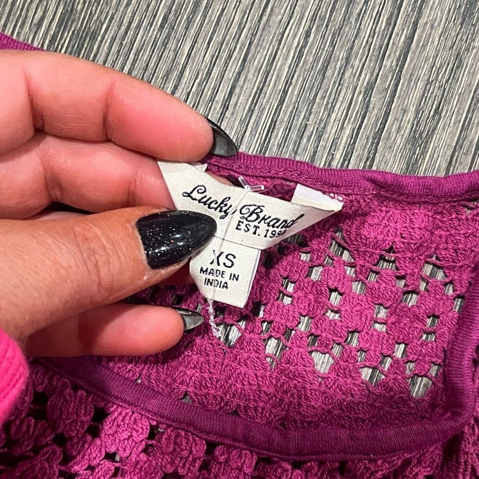 Lucky Brand Lucky Brand Top Crochet Crewneck Bohemian Magenta XS Size XS / US 0-2 / IT 36-38 - 3 Thumbnail