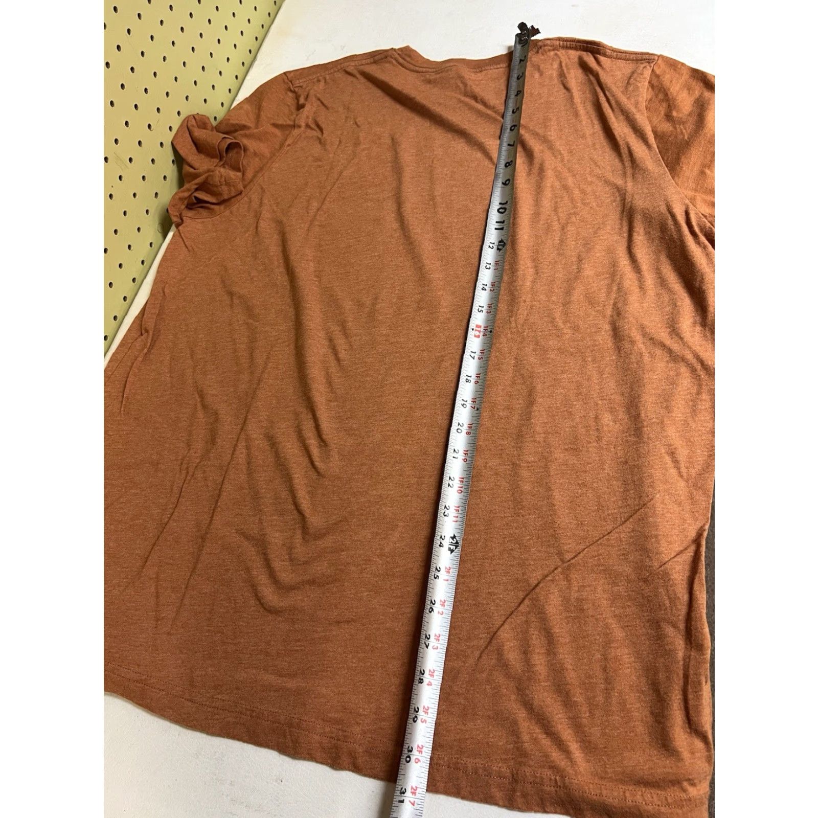Vintage HooDoo Brewing Co. Fairbanks Alaska Beer T Shirt 2XL Brown Mountain Goat Maibock Mens T-Shirt Brown Alaska Beer 2XL Bella + Canvas Size US XXL / EU 58 / 5 - 6 Thumbnail