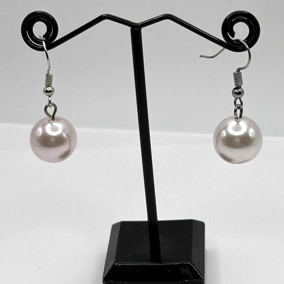 Other Silver & Pink Pearl Earrings Size ONE SIZE - 2 Thumbnail