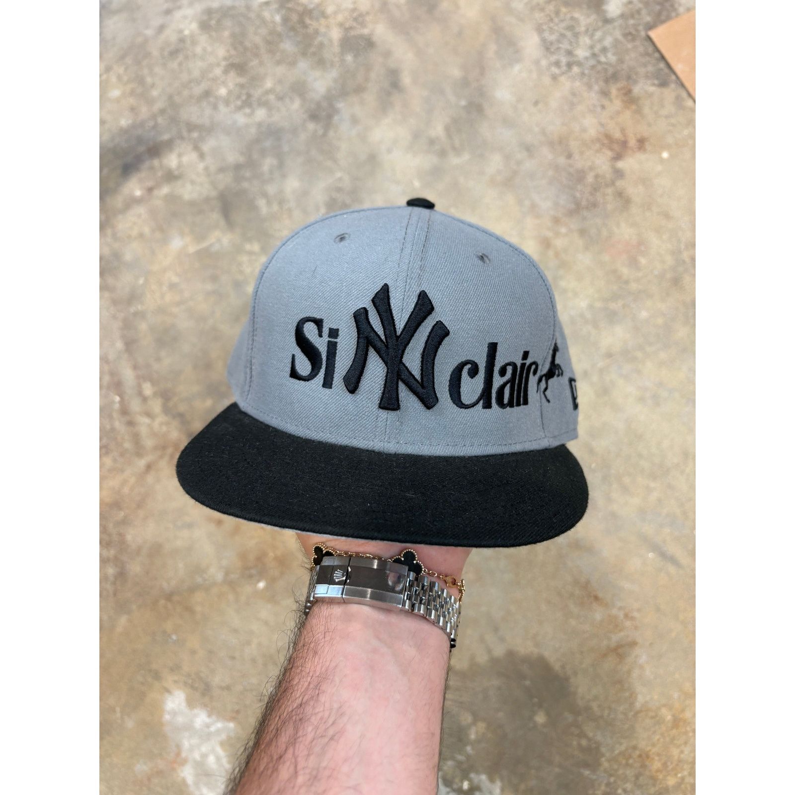 Sinclair Global Sinclair Yankees Fitted Grey Black Used 7 1-4 Size ONE SIZE - 1 Thumbnail