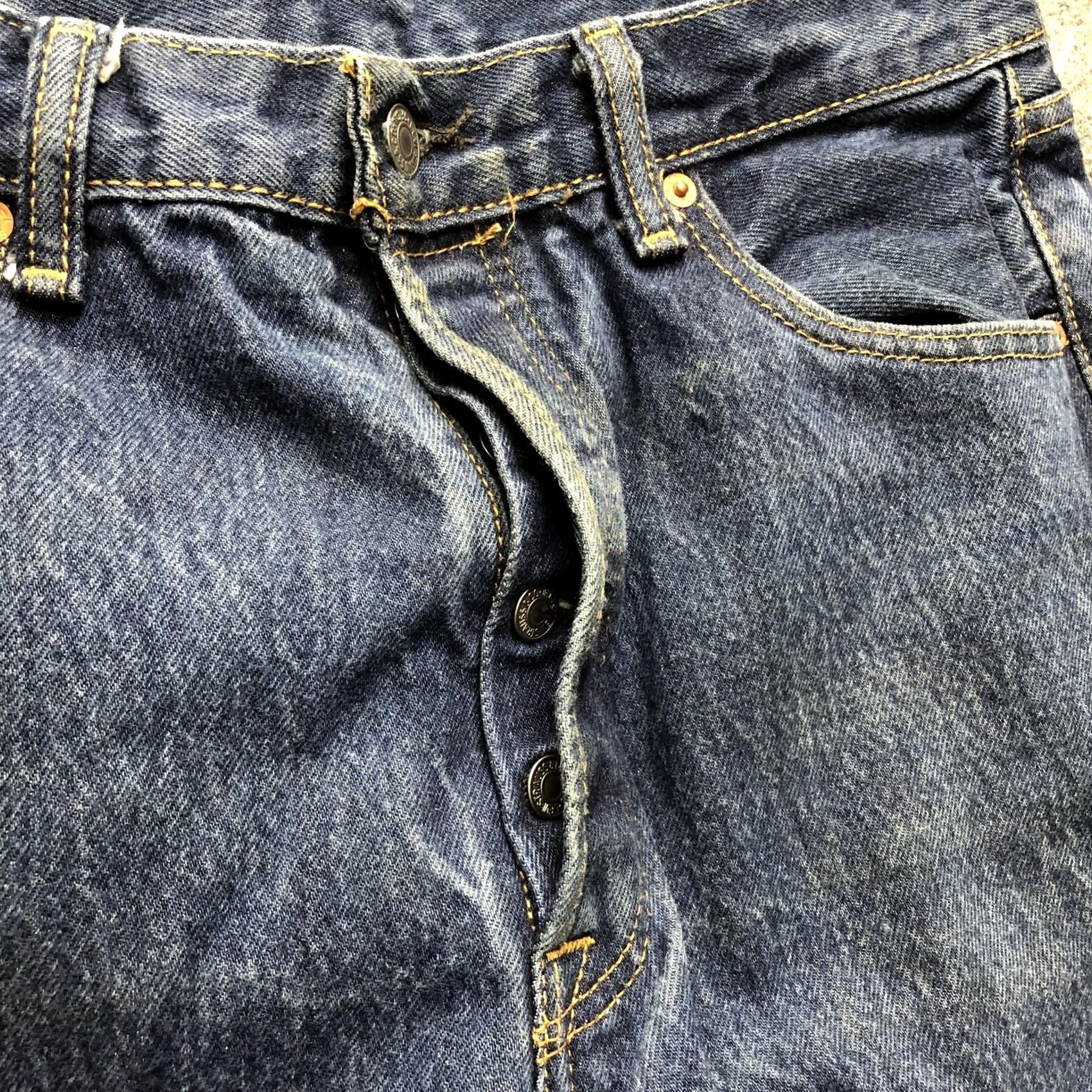 Levi's Levi's Jeans Mens 35x30 Blue Medium Wash Straight Leg Button Fly Denim Pants Size US 35 - 5 Thumbnail