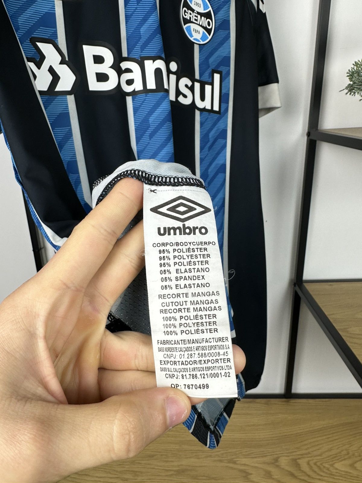 Umbro Gremio 2020-21 Umbro Home Football Jersey Shirt Soccer Men’s Size US XL / EU 56 / 4 - 8 Thumbnail