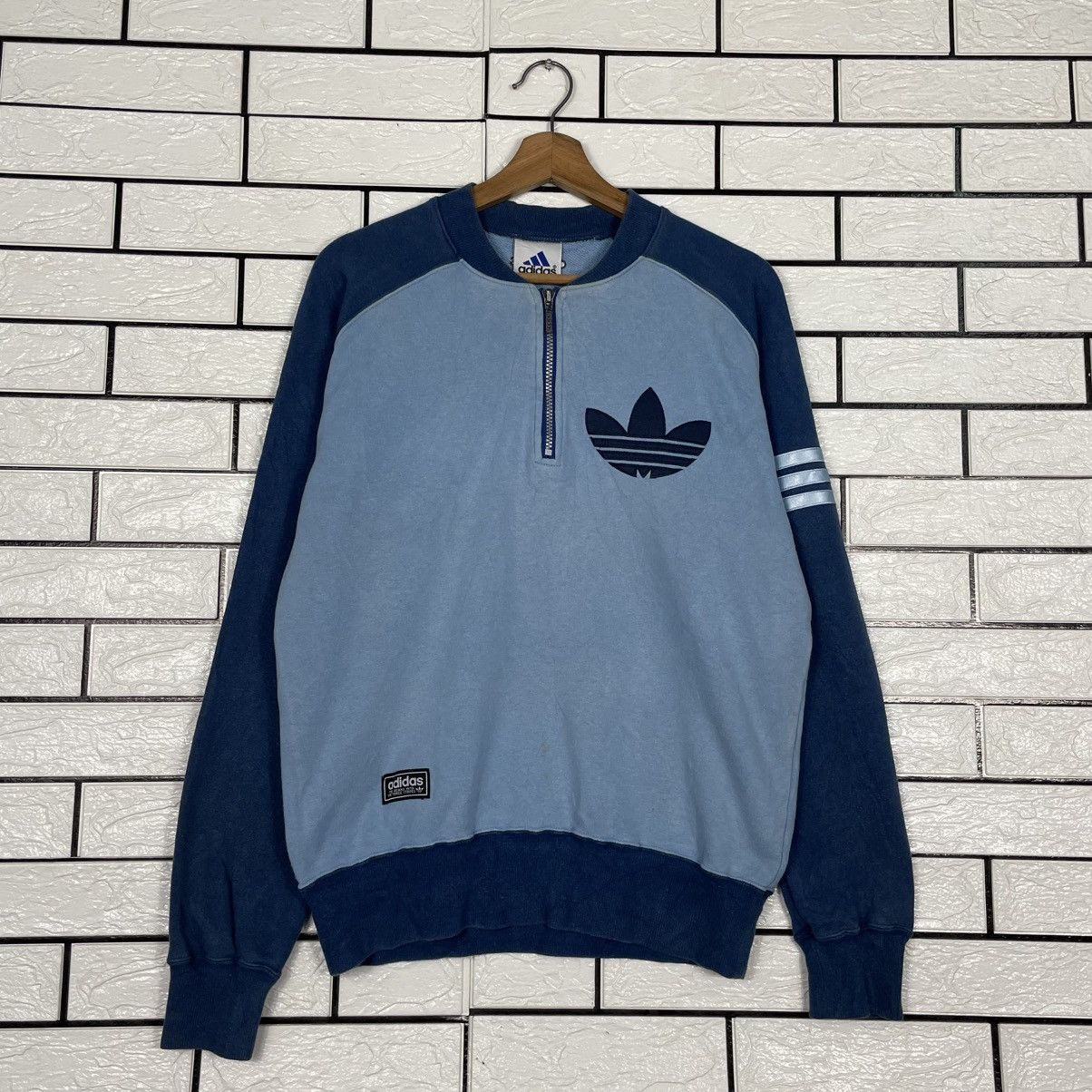 Adidas Vintage Adidas Sweater Size US M / EU 48-50 / 2 - 1 Thumbnail