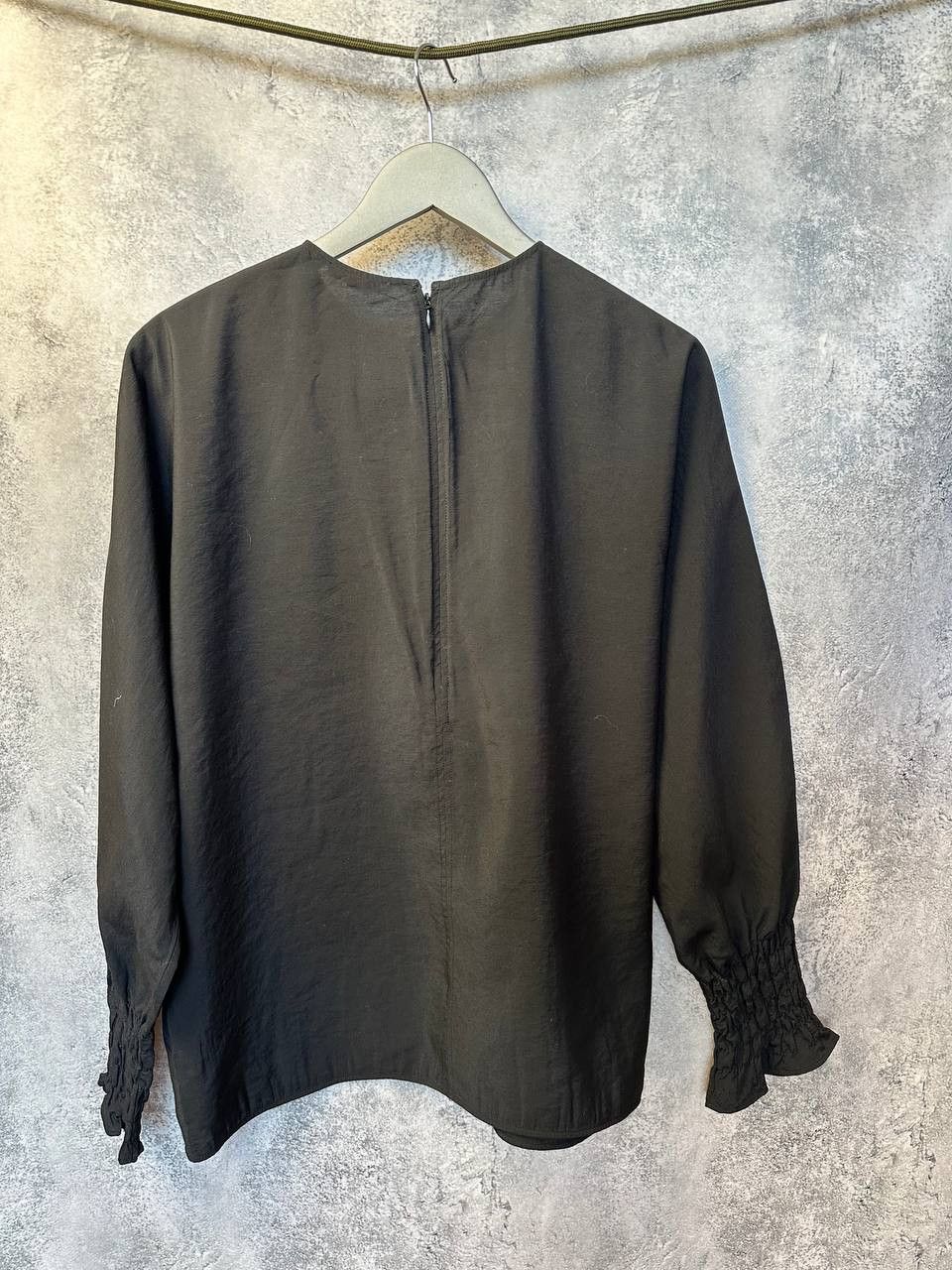 Cos COS A-line Top With Smocked Detail Black Blouse Long Sleeve Size M / US 6-8 / IT 42-44 - 3 Thumbnail