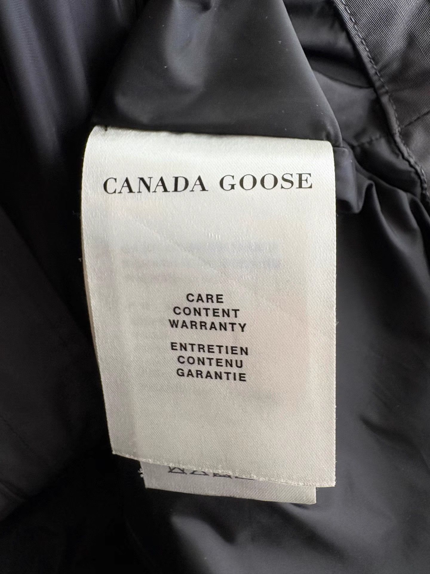 Canada Goose Canada Goose Unisex Down Vest K1 Size US M / EU 48-50 / 2 - 5 Thumbnail